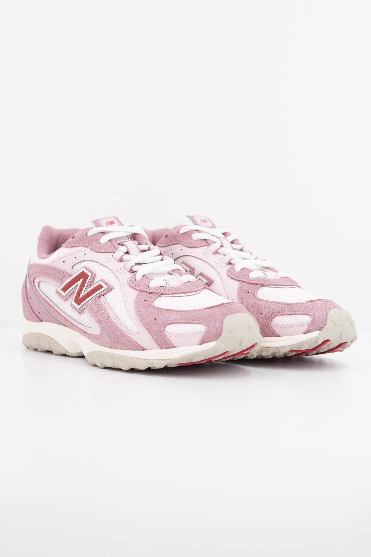 NEW BALANCE U204L en color ROSA (2)