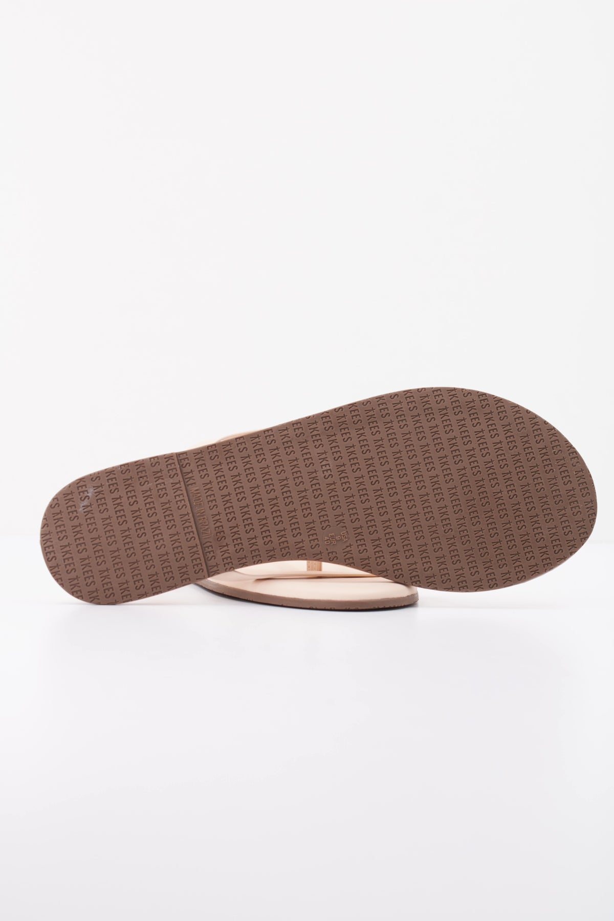 TKEES SANDALIA PLANA en color NUDE (5)