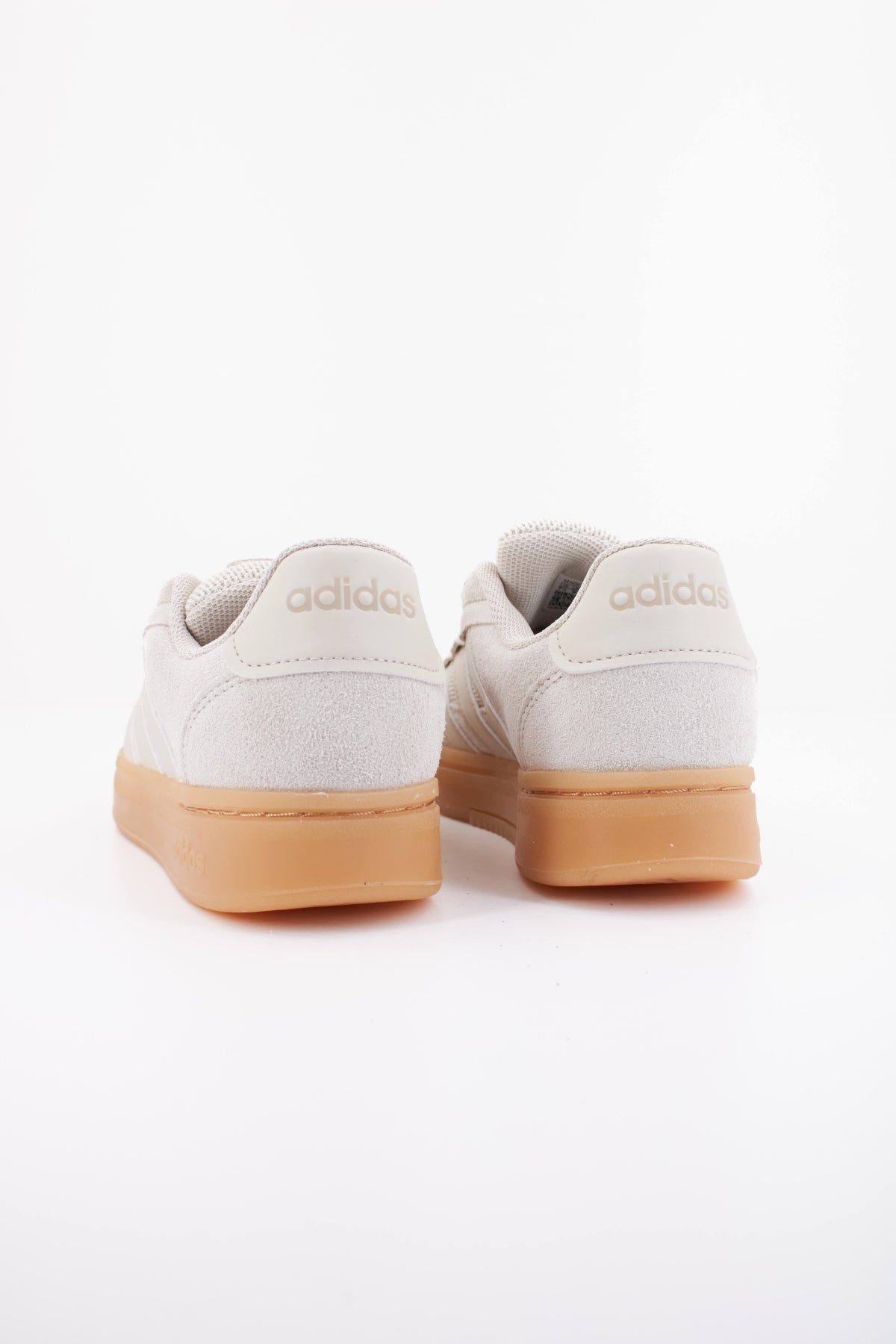 ADIDAS GC ALPHA SK8 en color BEIS (4)
