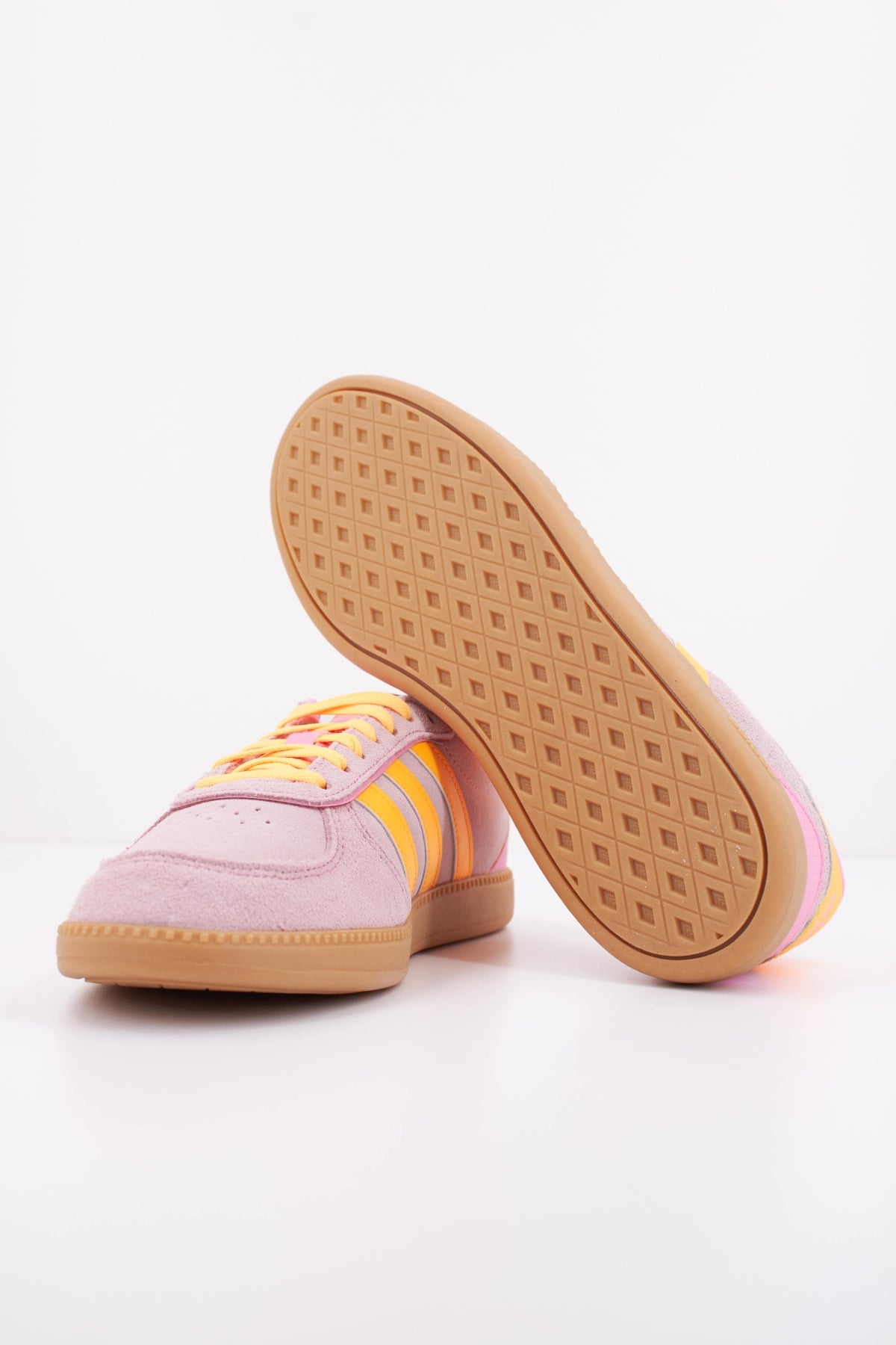 ADIDAS BREAKNET SLEEK en color ROSA (5)