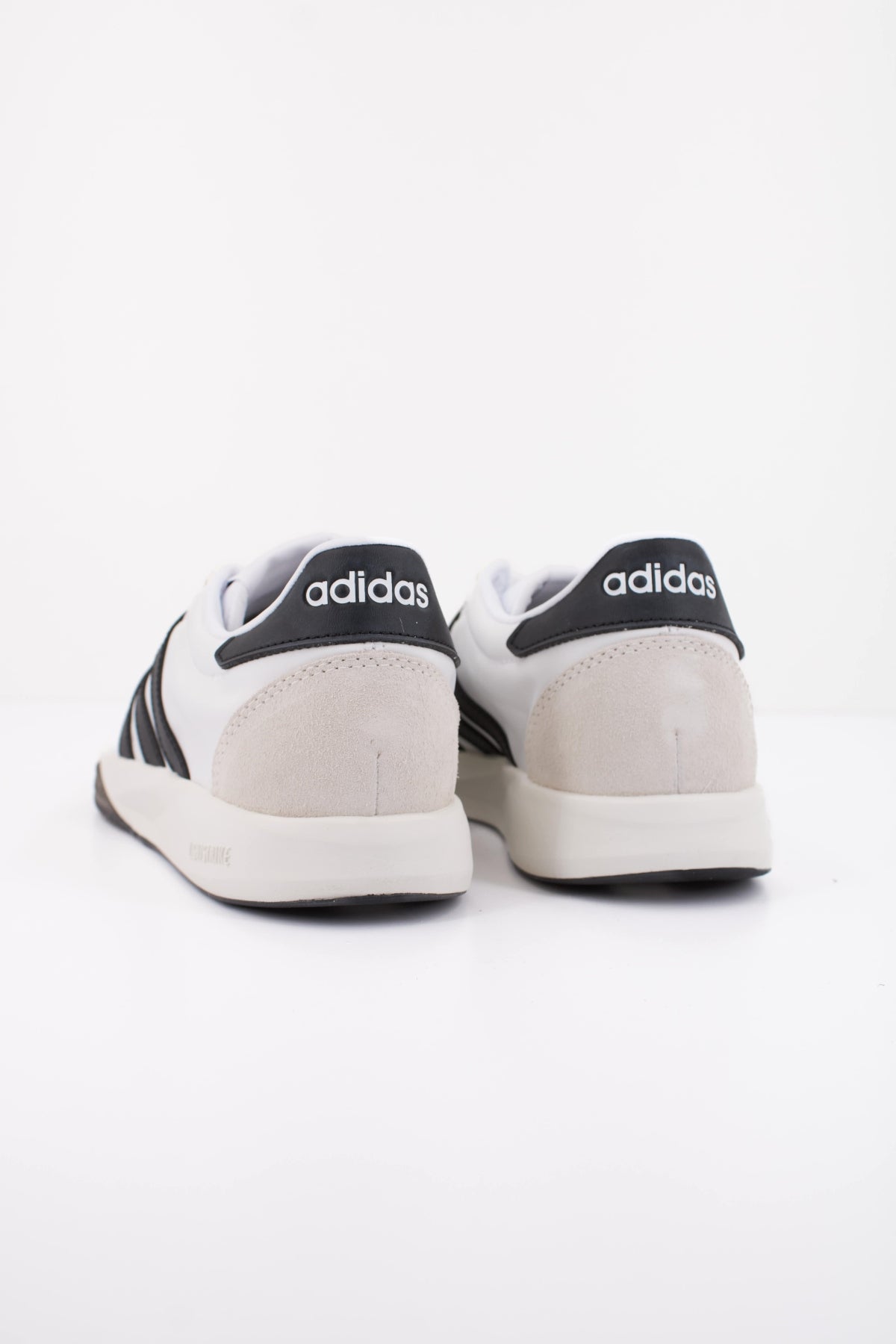 ADIDAS RUN 76 26 en color BLANCO (4)