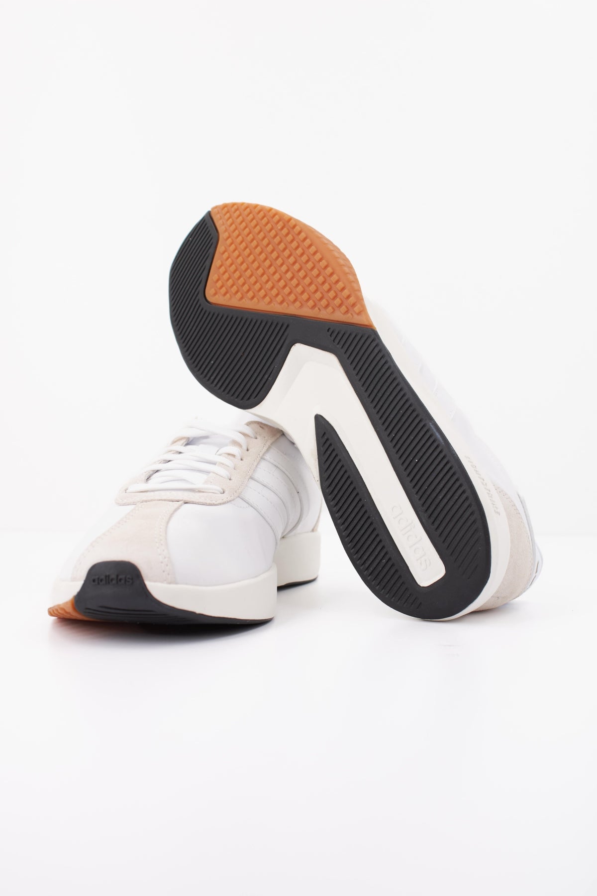 ADIDAS HQ2340 RUN 76 26 en color BLANCO (5)