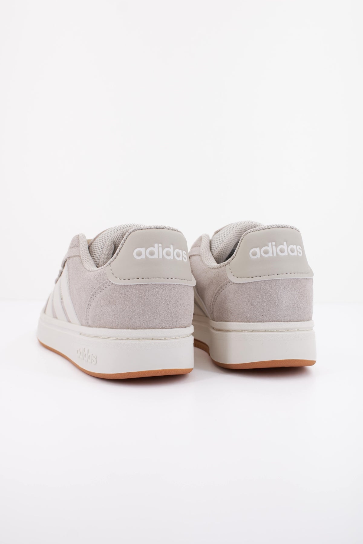 ADIDAS GC ALPHA SK8 en color GRIS (4)