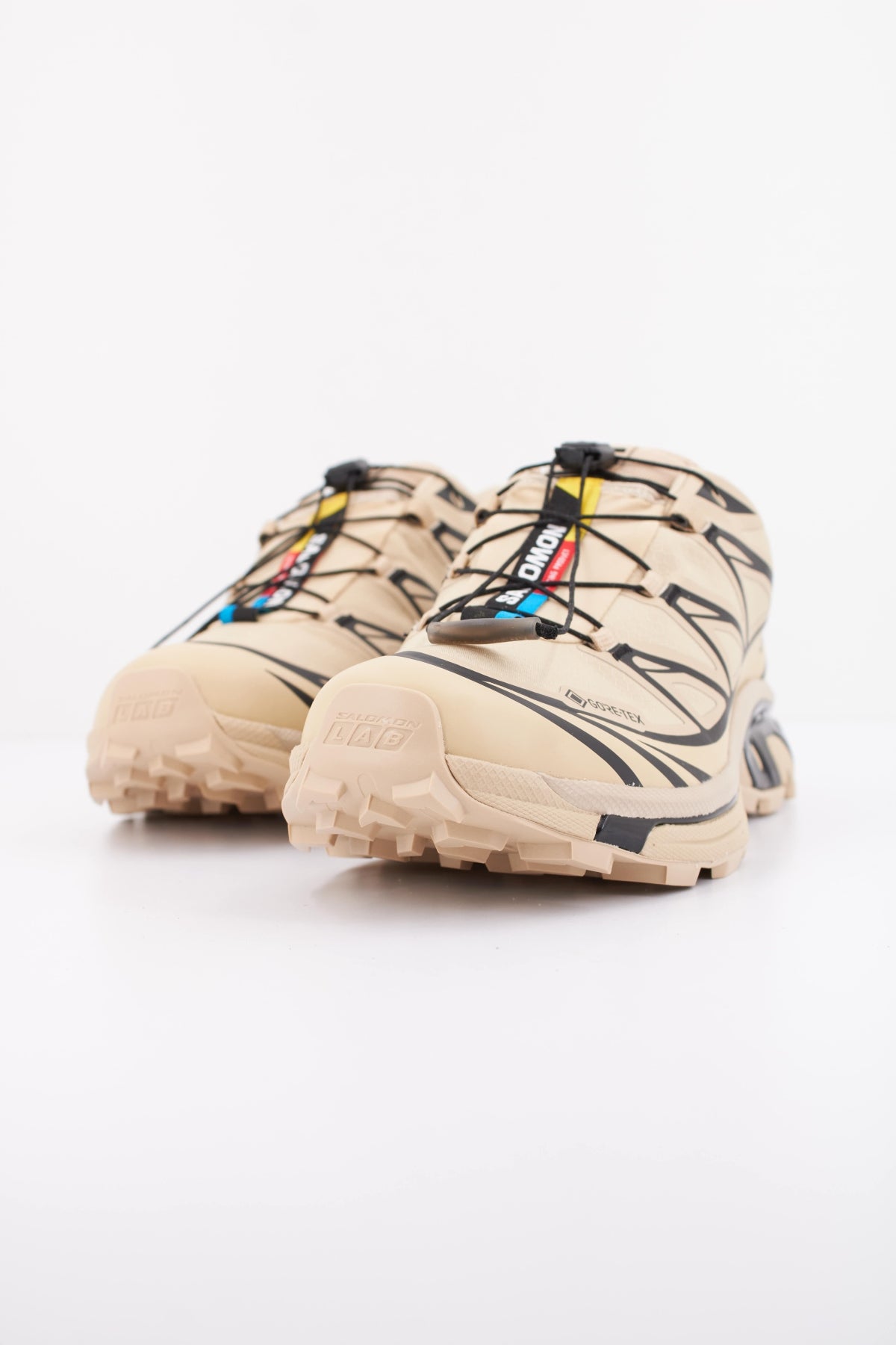 SALOMON XT 6 GTX en color BEIS (2)