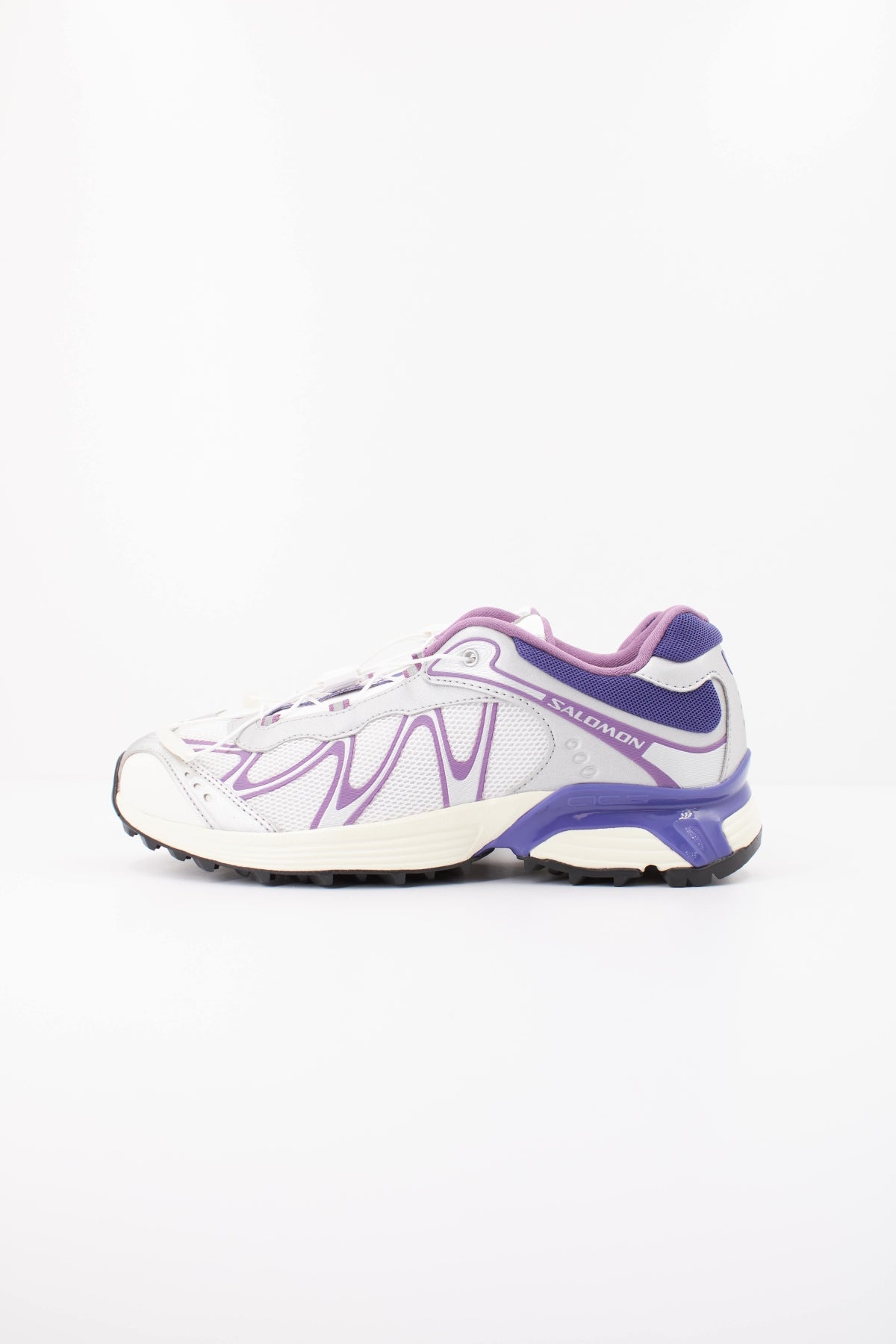 SALOMON XT WHISPER en color BLANCO (1)