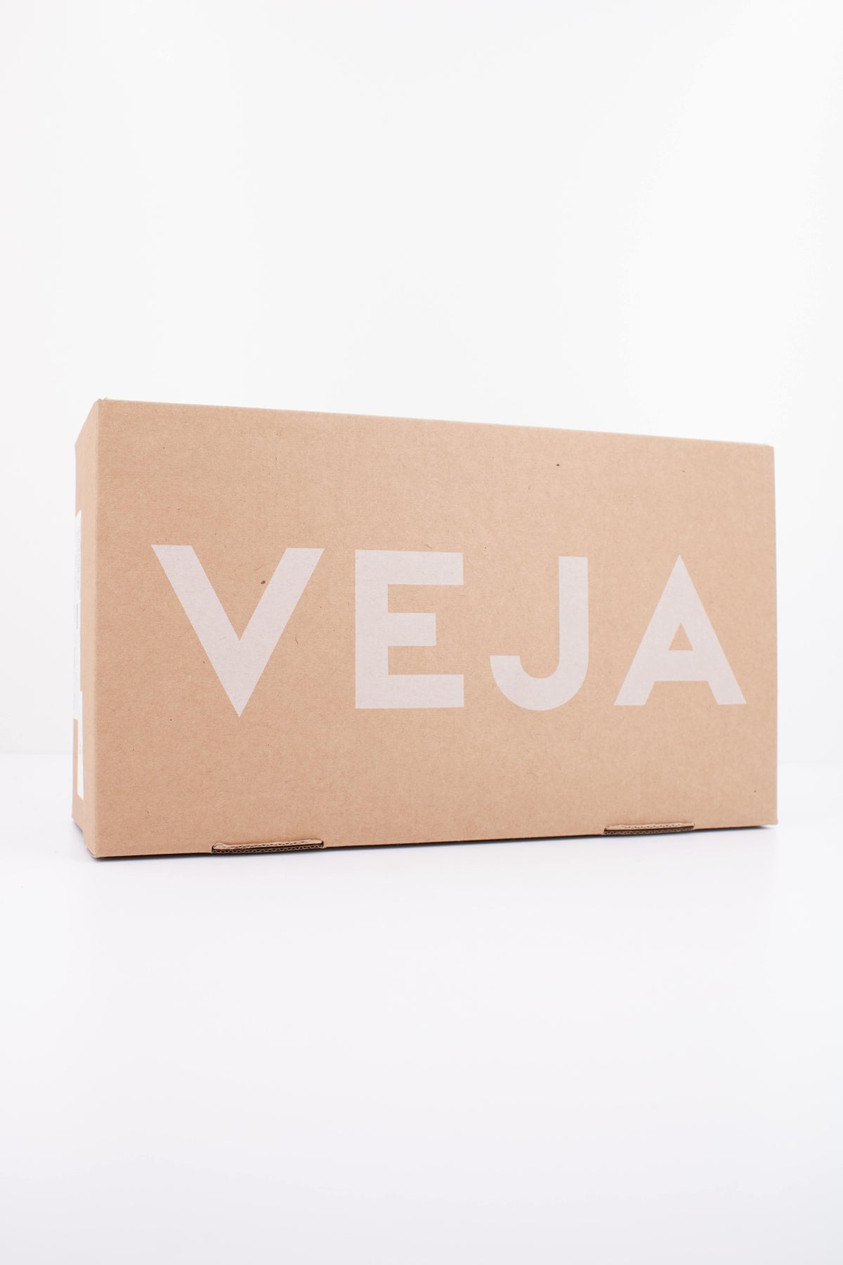 VEJA DEPORTIVA V90 en color BLANCO (6)