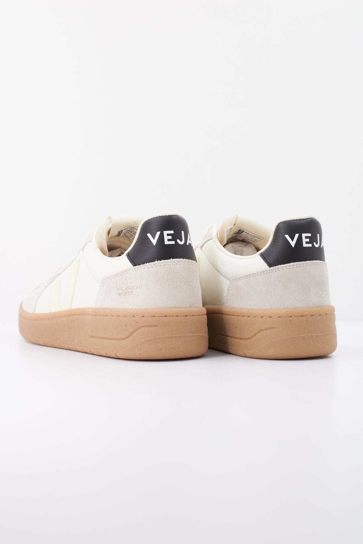 VEJA DEPORTIVO V82 en color BLANCO (4)