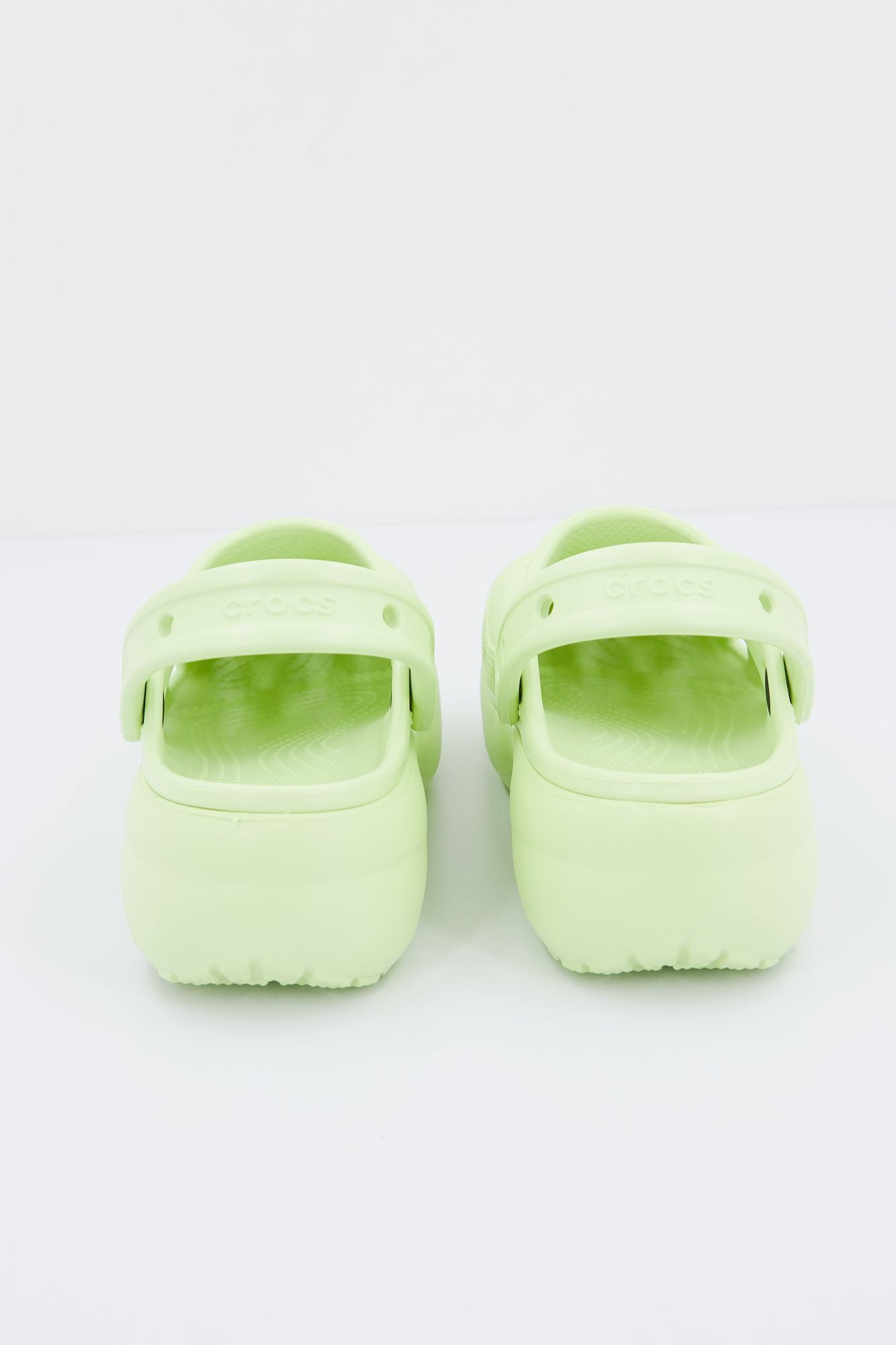 CROCS CLASSIC PLATFORM CLOG W en color VERDE (3)