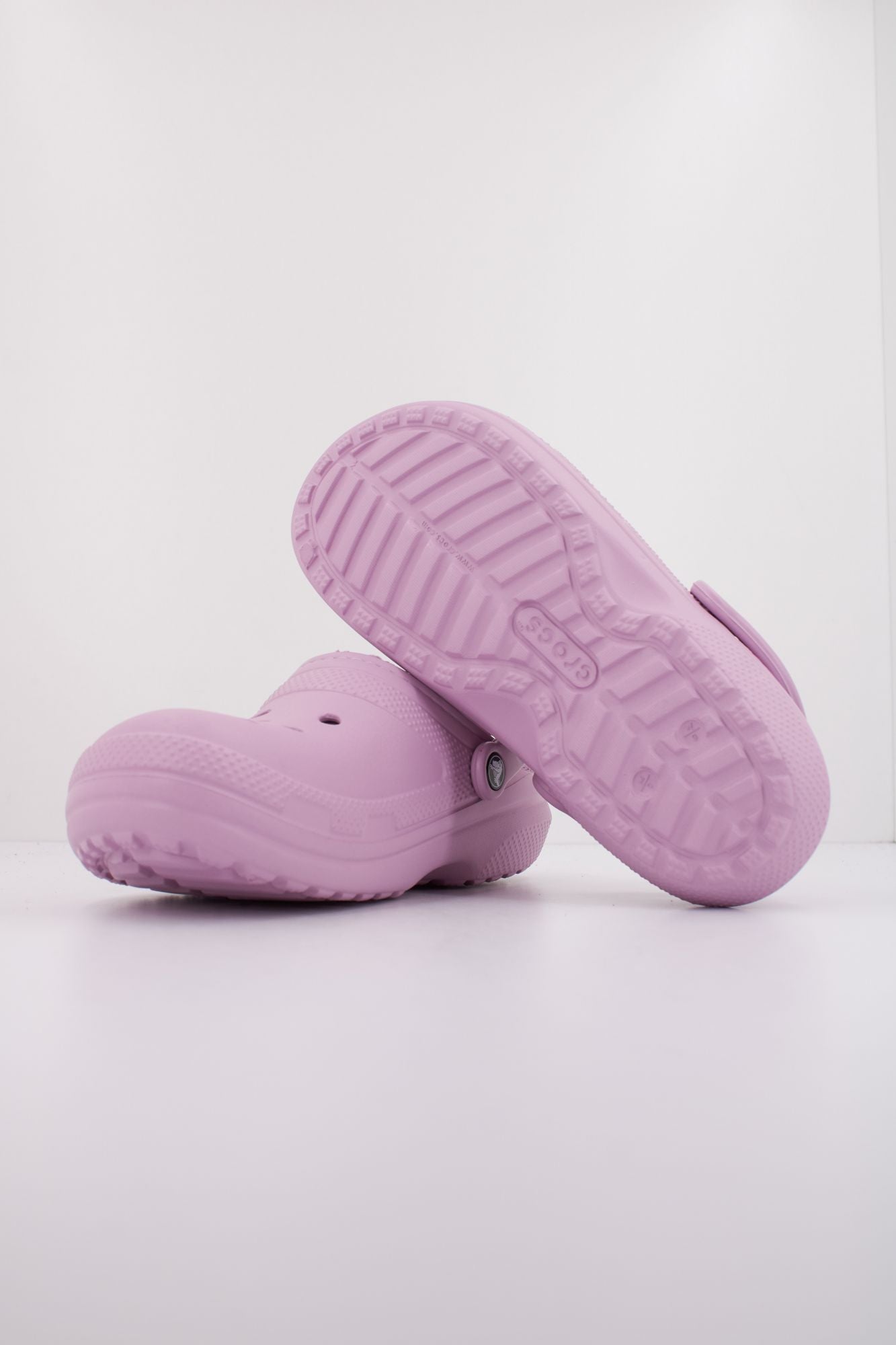 CROCS CLASSIC LINED CLOG en color ROSA (5)