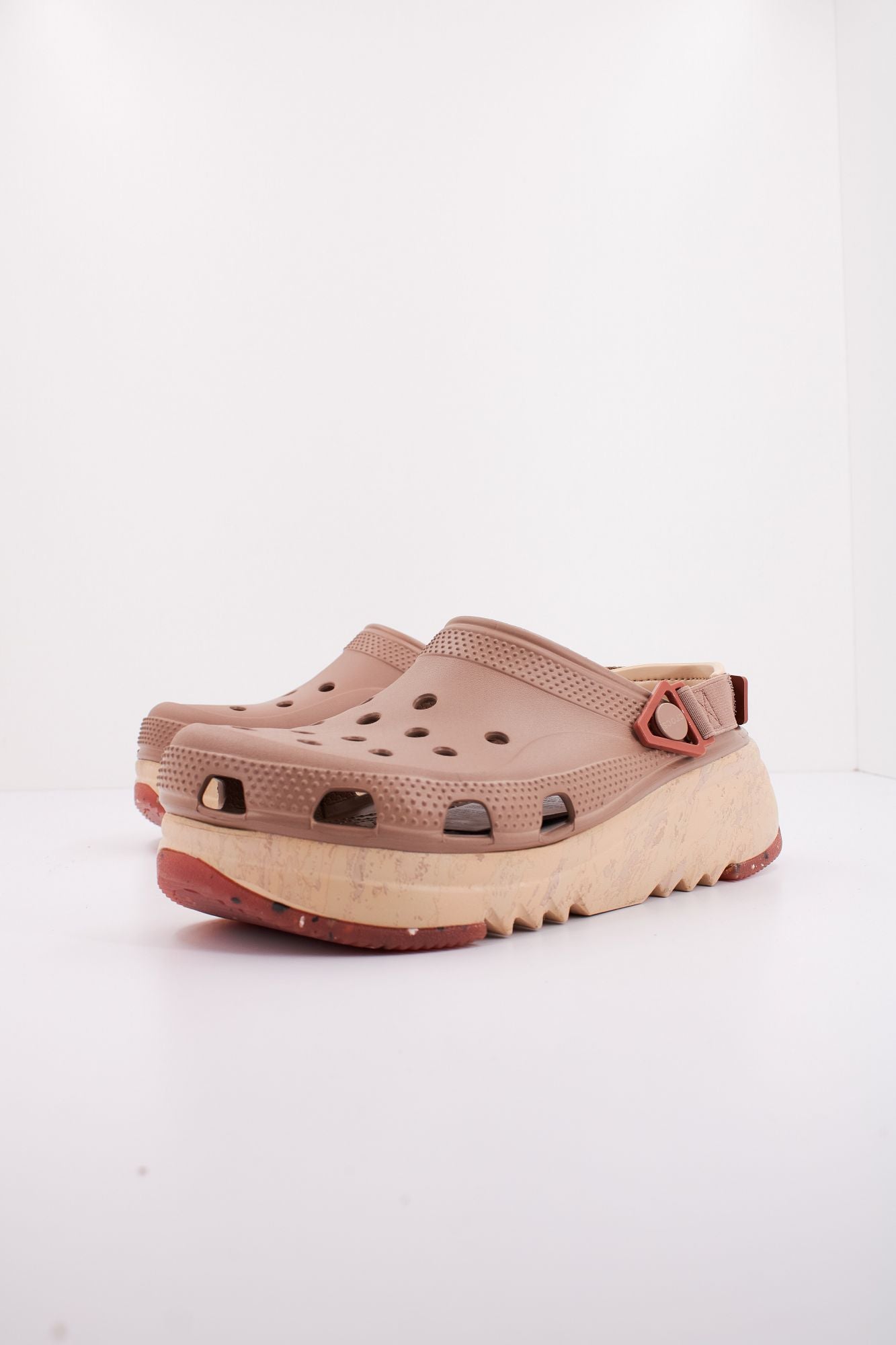 CROCS HIKERXCSPMRBLDCLOG en color MARRON (2)