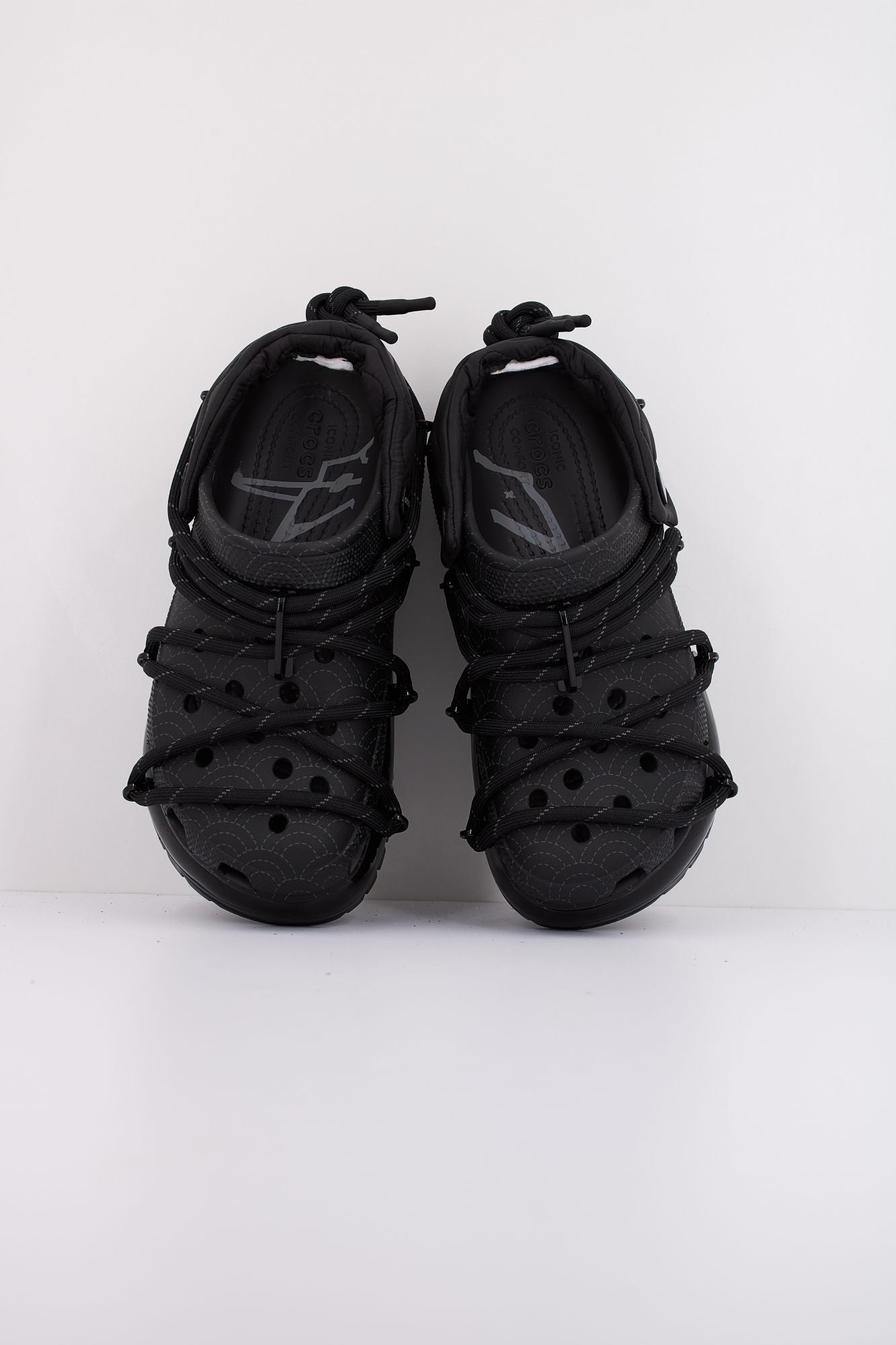 CROCS RAUW AXCROCS en color NEGRO (3)
