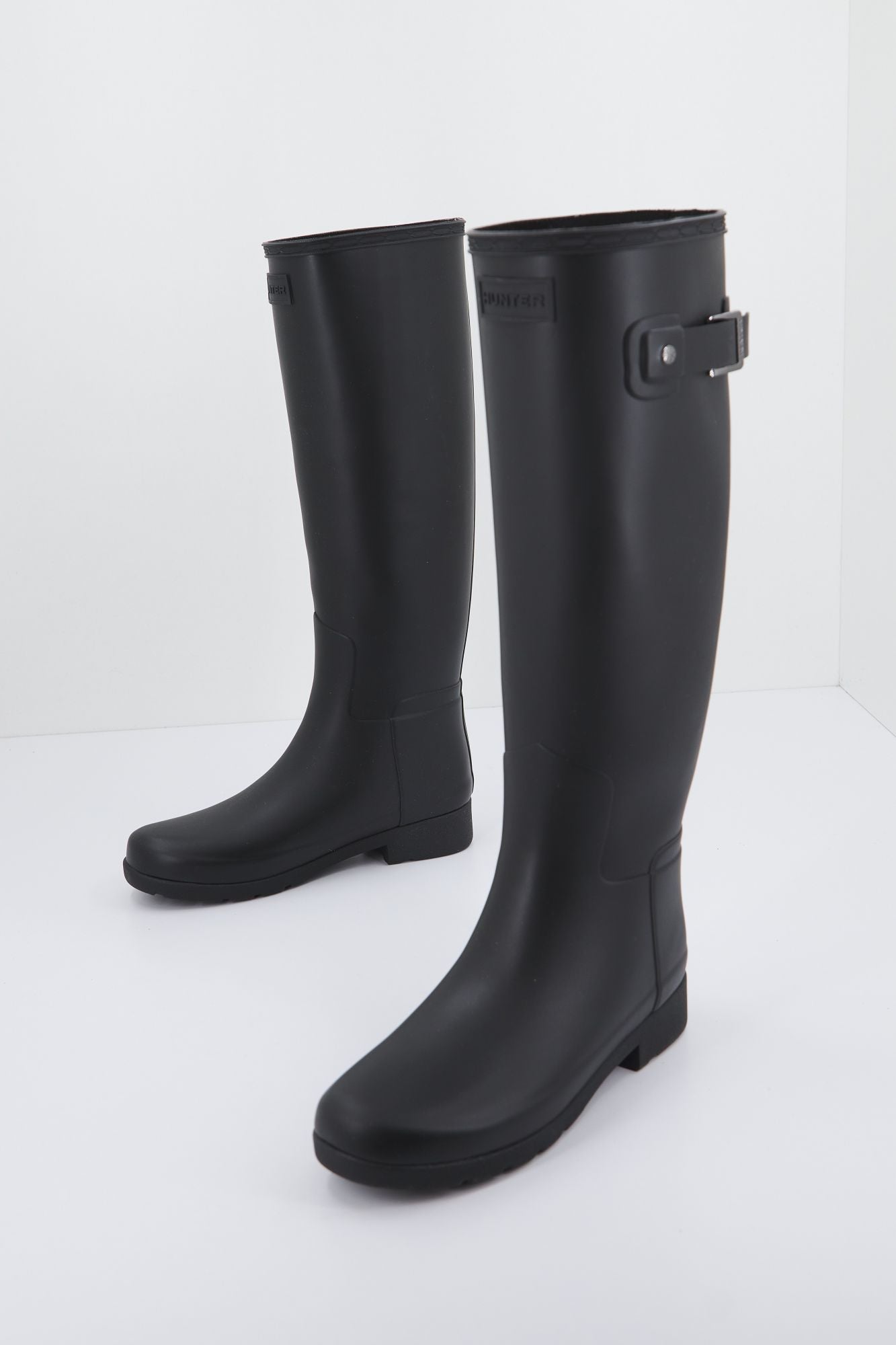 HUNTER TALL ORIG REFINED en color NEGRO (1)