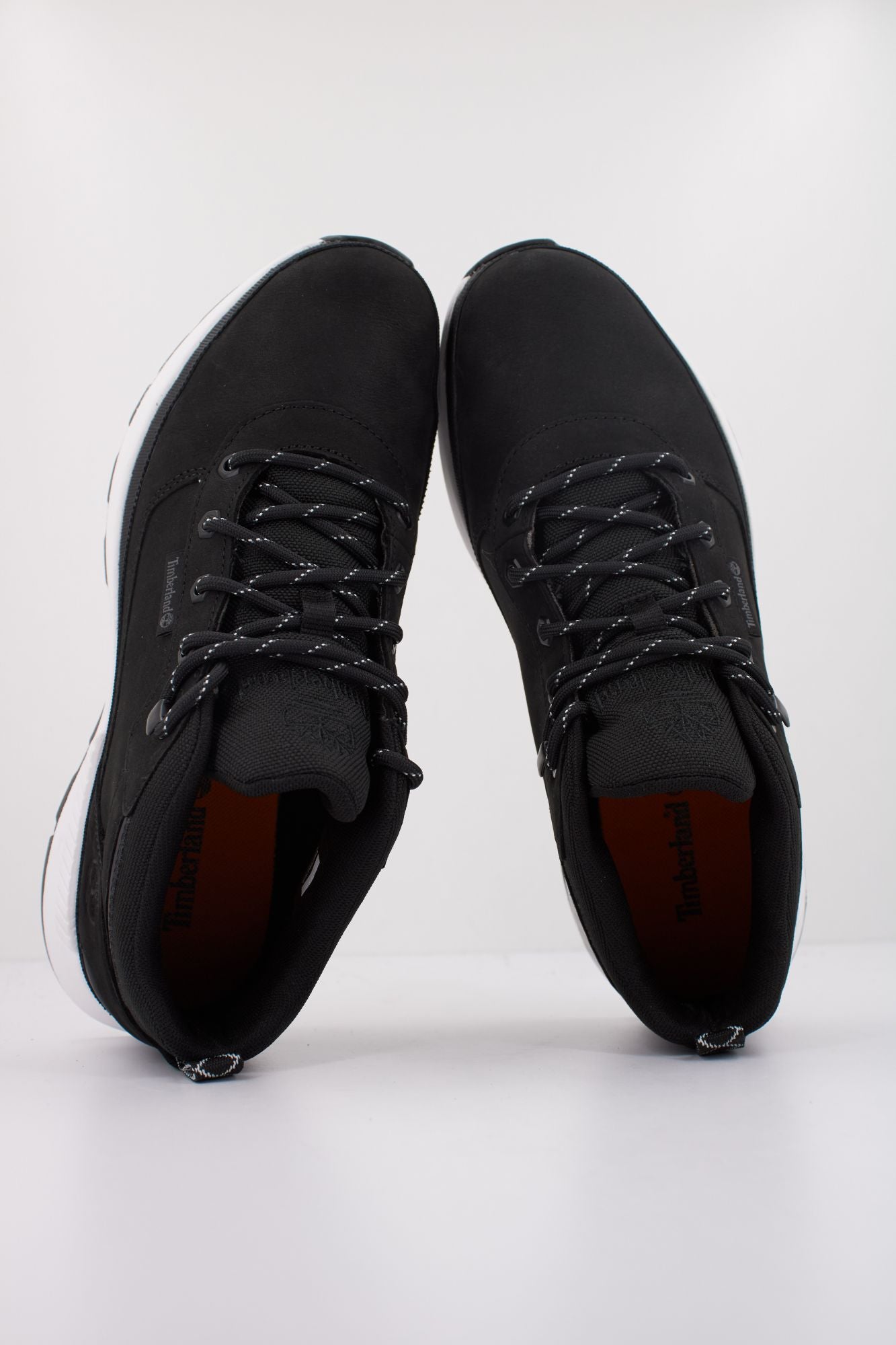 TIMBERLAND FIELD TREKKER LOW LACE UP SNEAKER en color NEGRO (3)