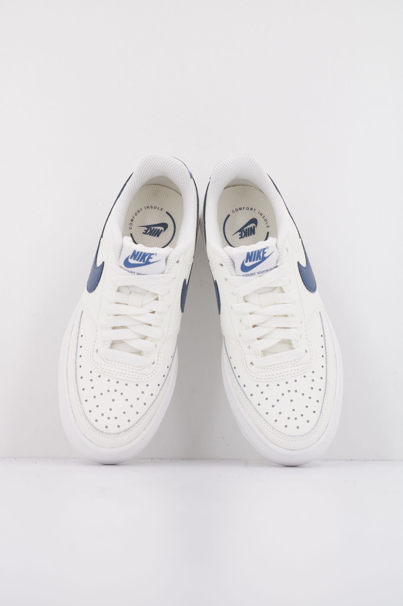 NIKE COURT VISION ALTA en color BLANCO (3)