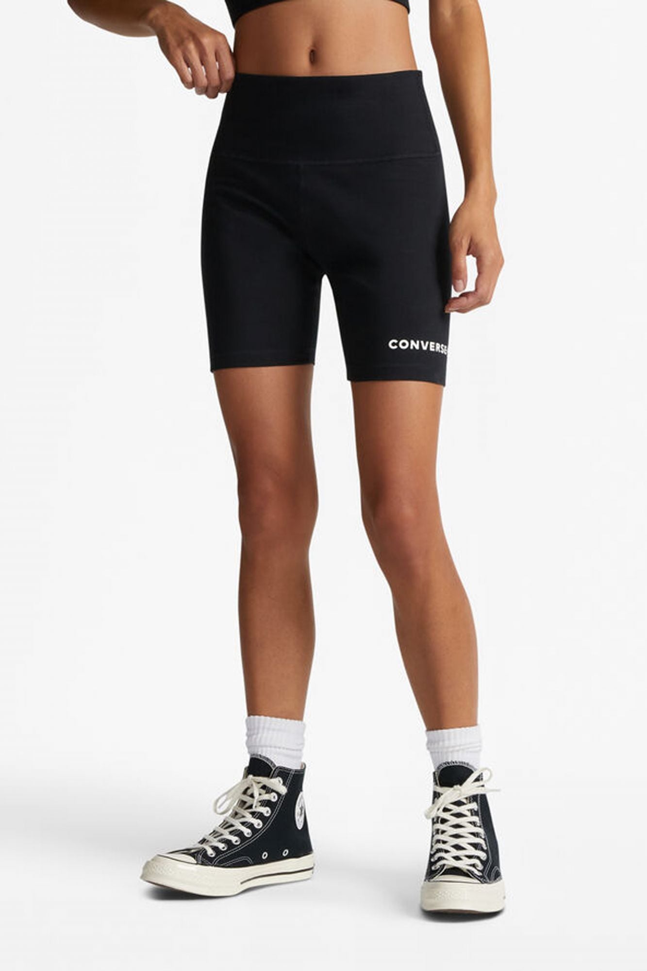 CONVERSE WORDMARK BIKE SHORT en color NEGRO (1)