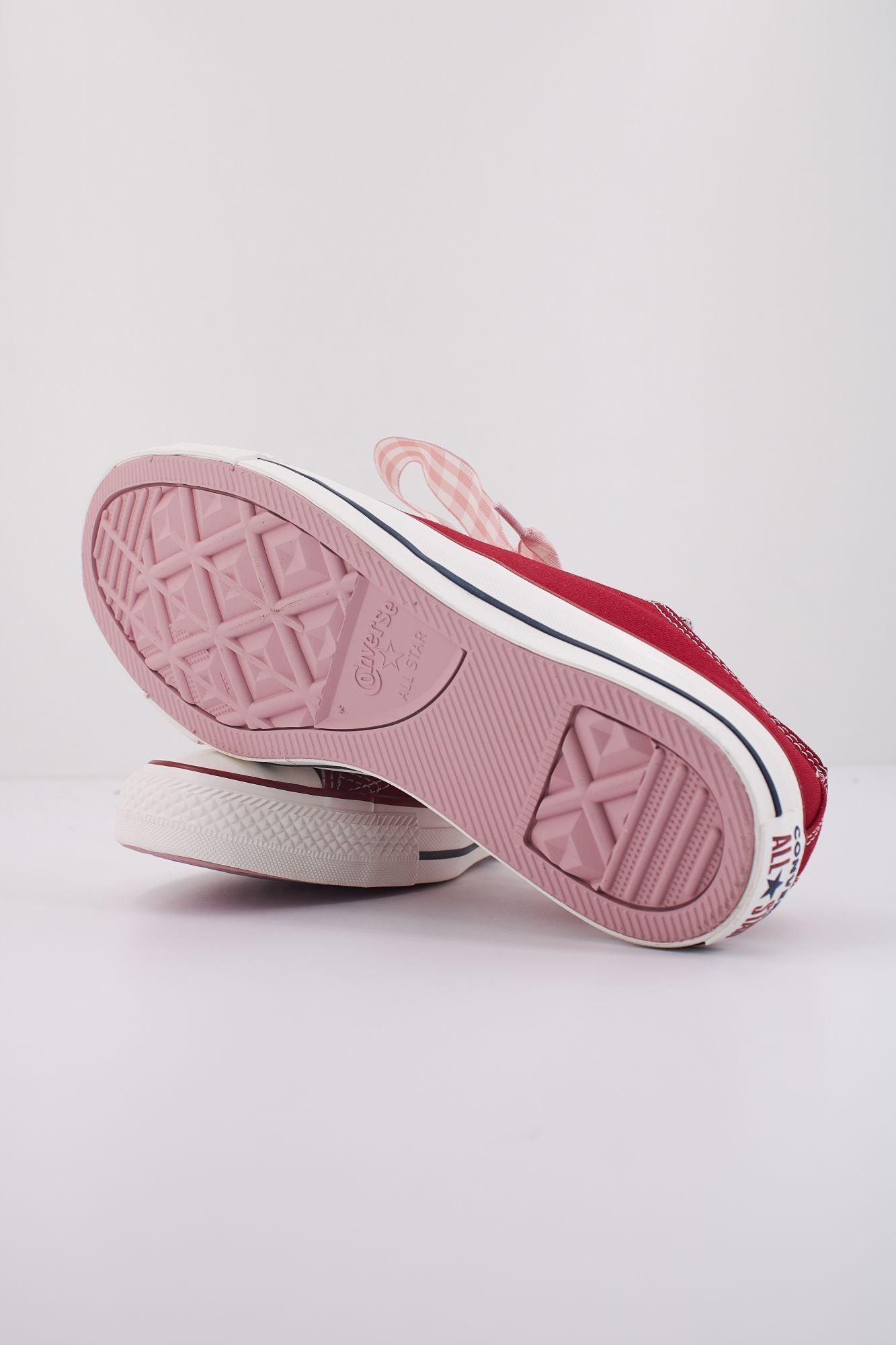 CONVERSE CHUCK TAYLOR ALL STAR en color BURDEOS (5)
