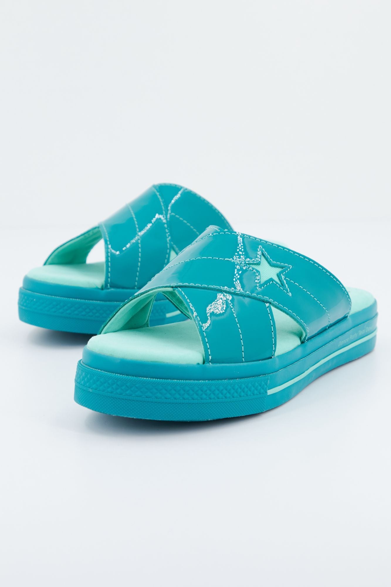 CONVERSE ONE STAR SLIDE en color VERDE (1)
