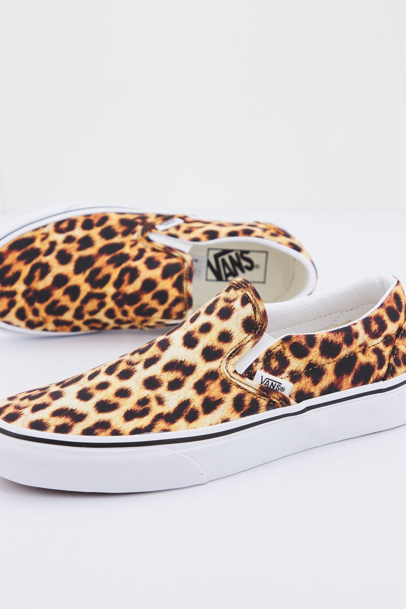 VANS UA CLASSIC SLIP-ON en color ANIMAL PRINT (1)