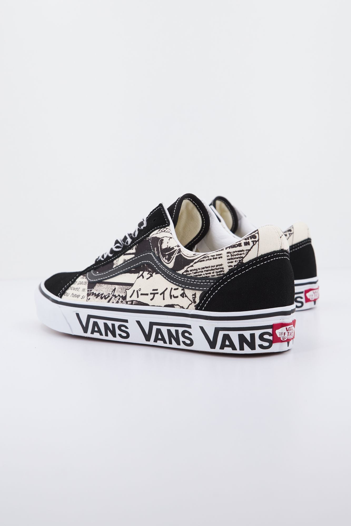 VANS UA OLD SKOOL en color NEGRO (4)
