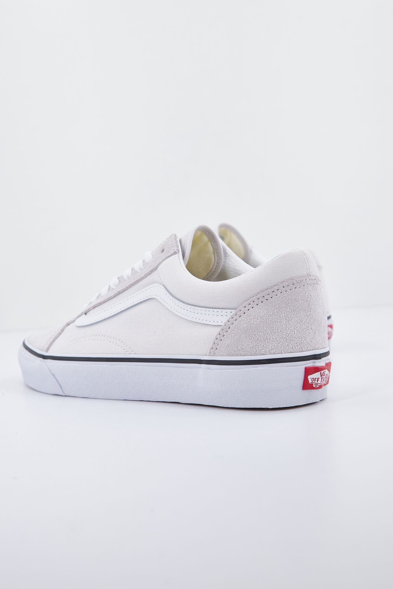 VANS UA OLD SKOOL en color BLANCO (3)