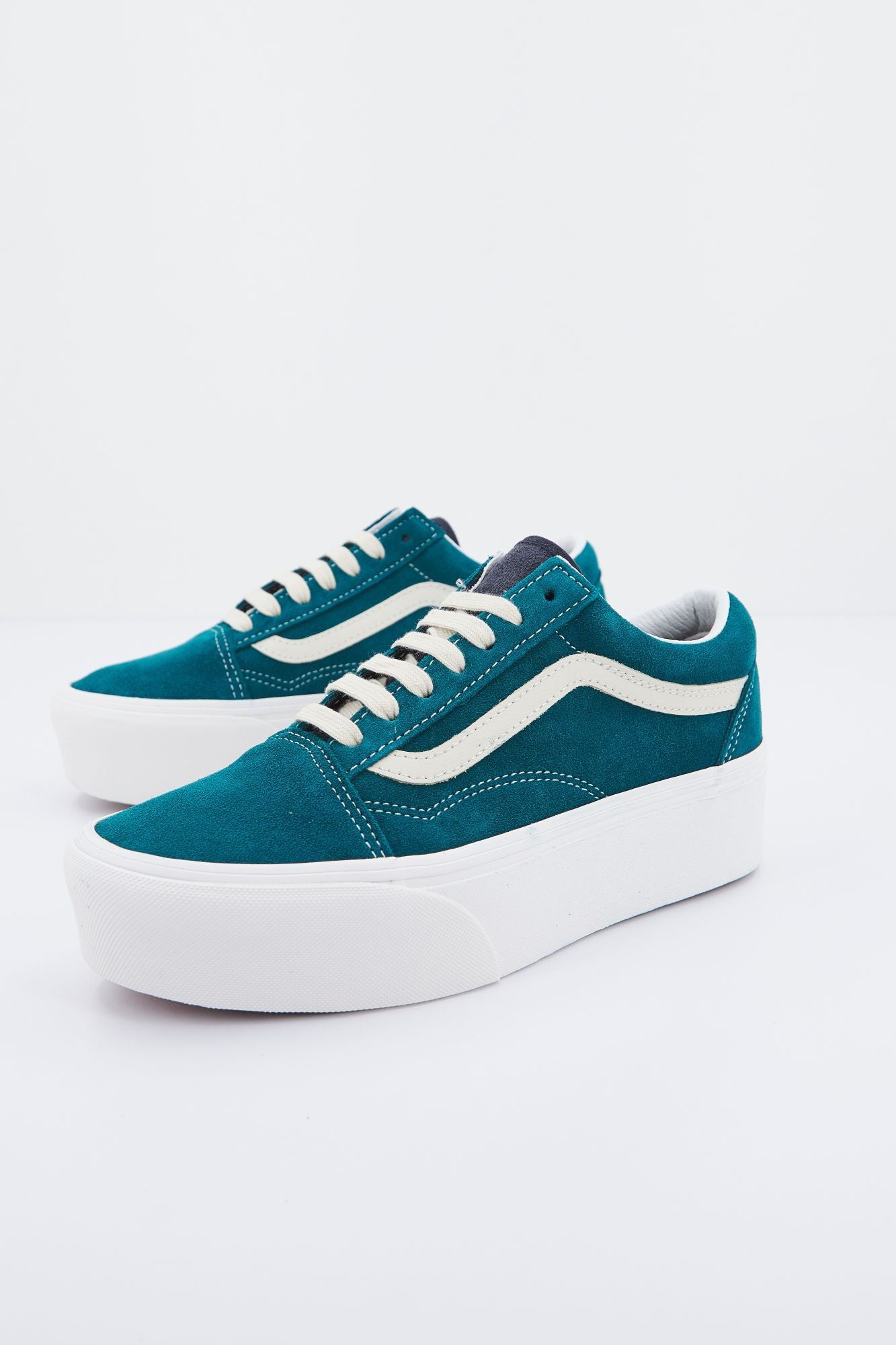 VANS UA OLD SKOOL en color VERDE (1)