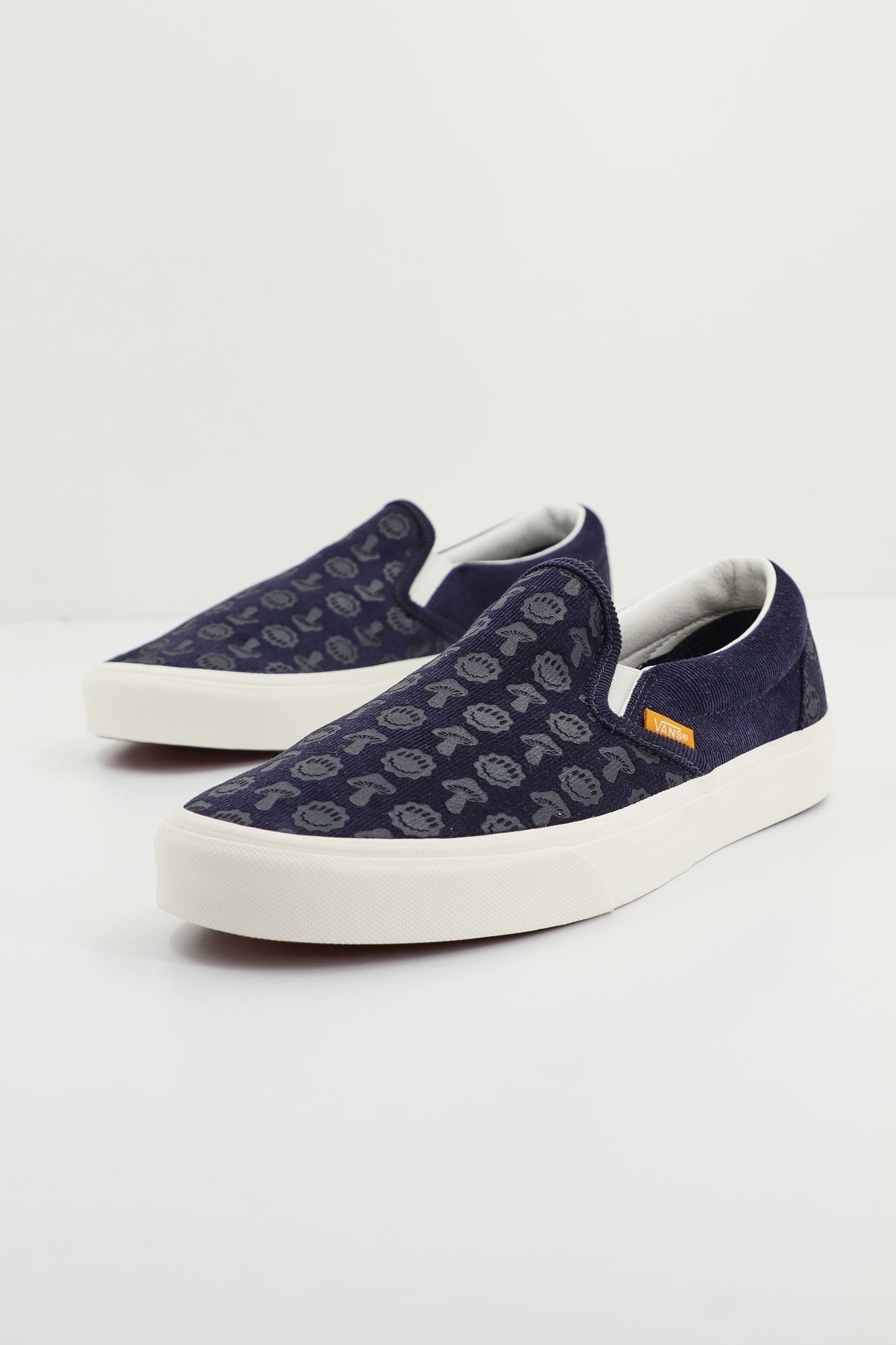 VANS VN0A7Q5DDNV1 en color AZUL (2)