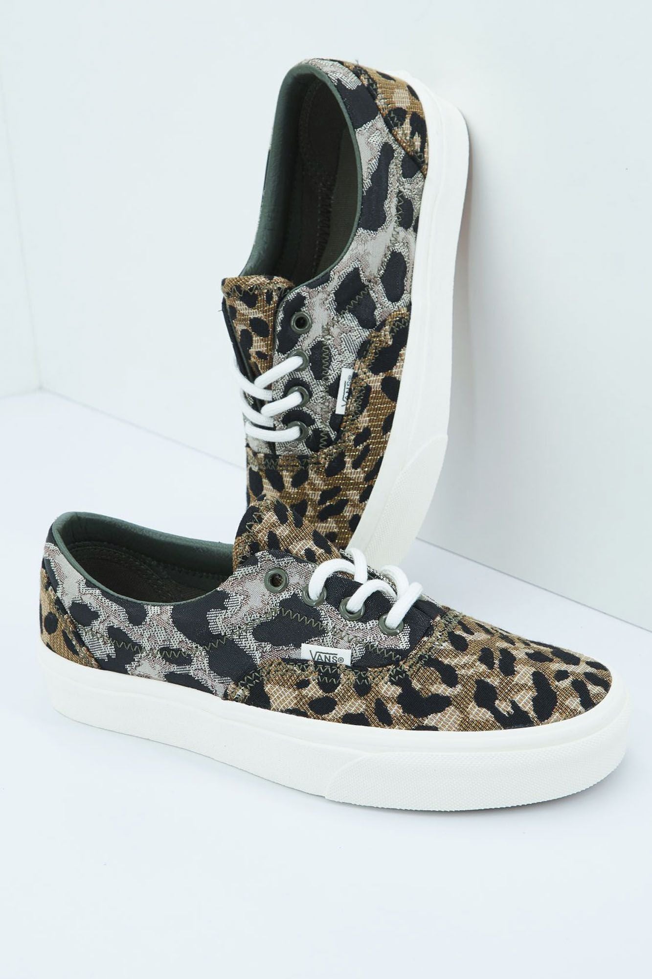 VANS UA ERA en color ANIMAL PRINT (4)