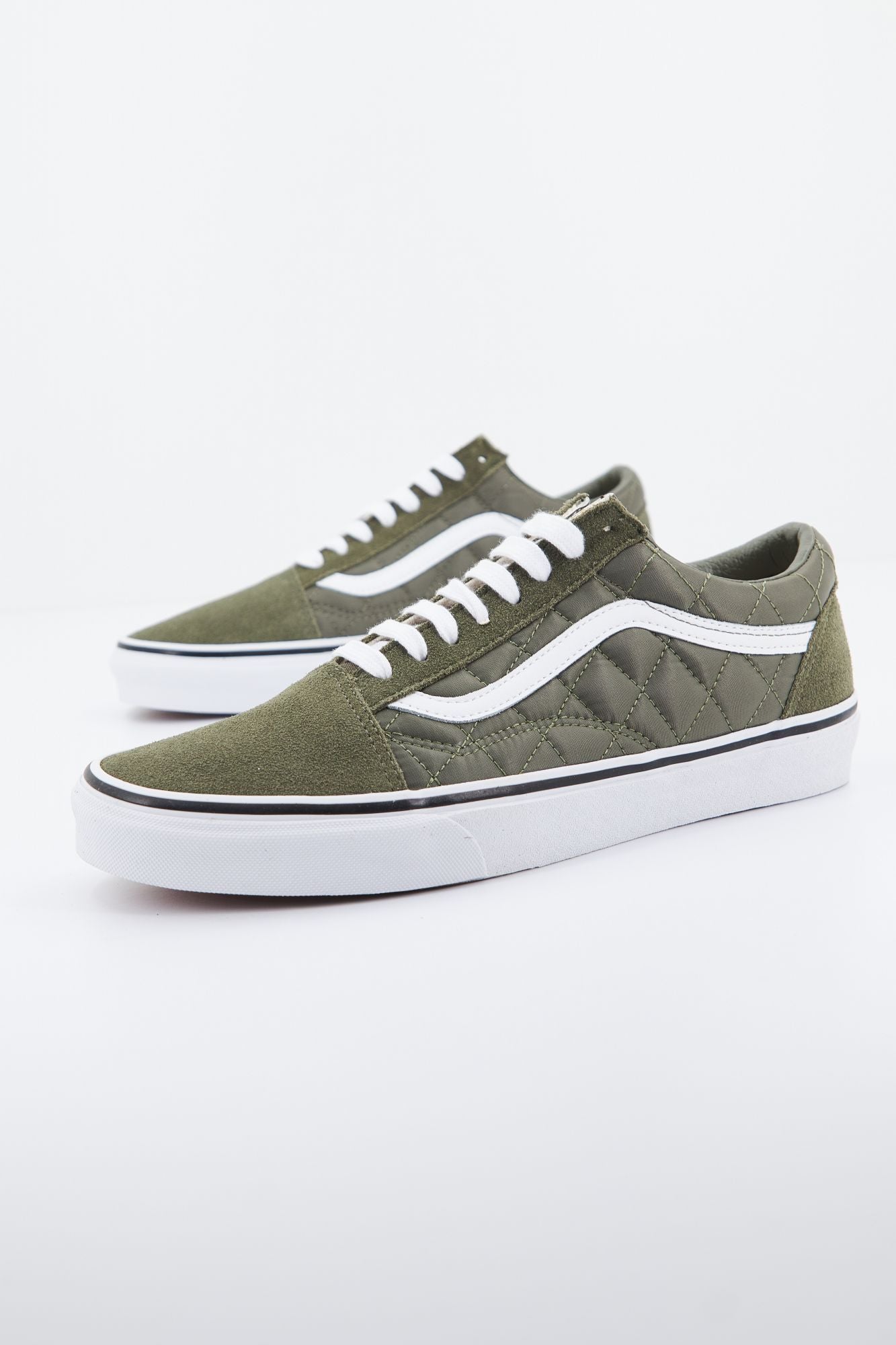 VANS OLD SKOOL en color VERDE (2)