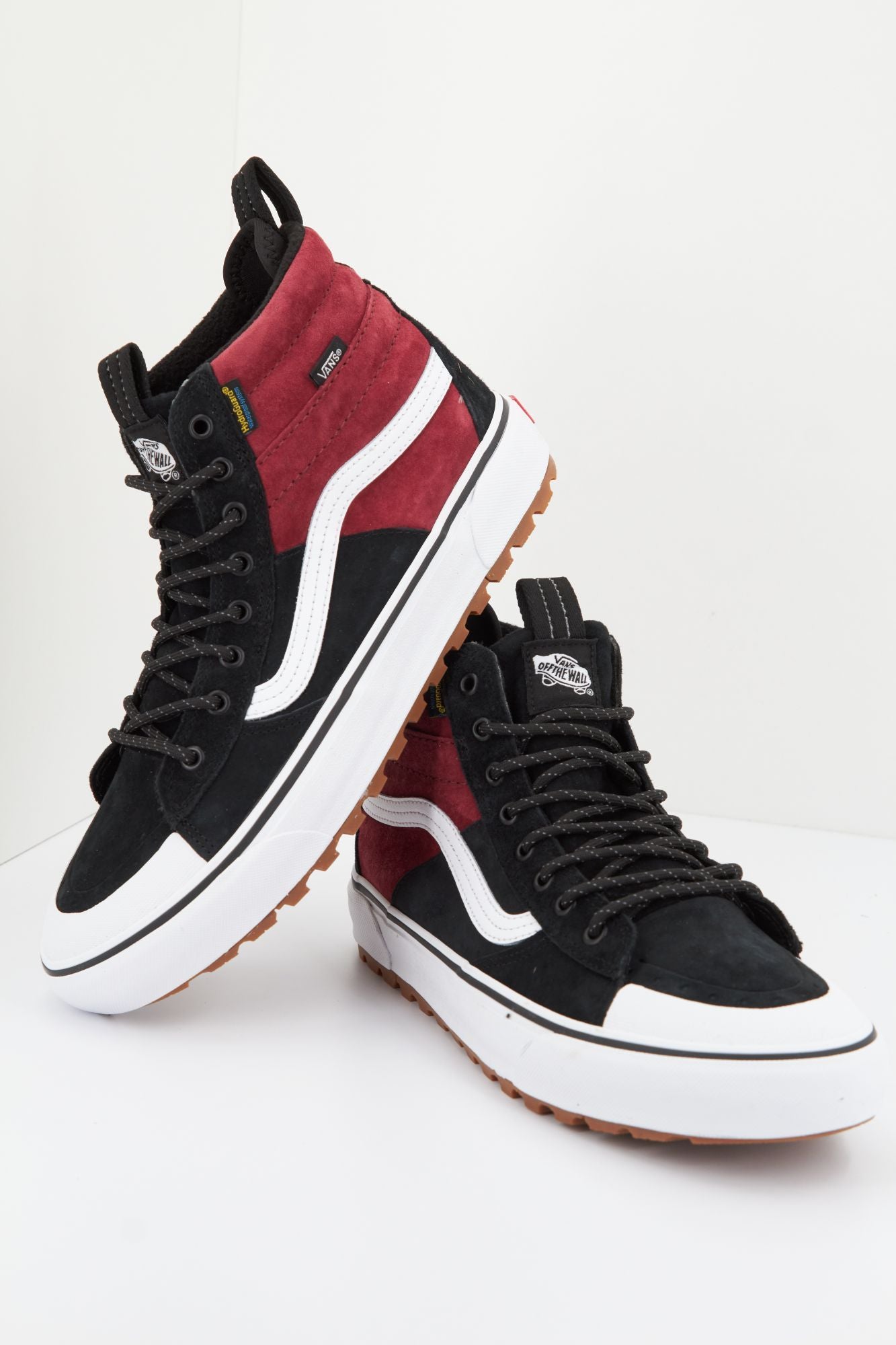 VANS SK8-HI MTE-2 en color NEGRO (1)
