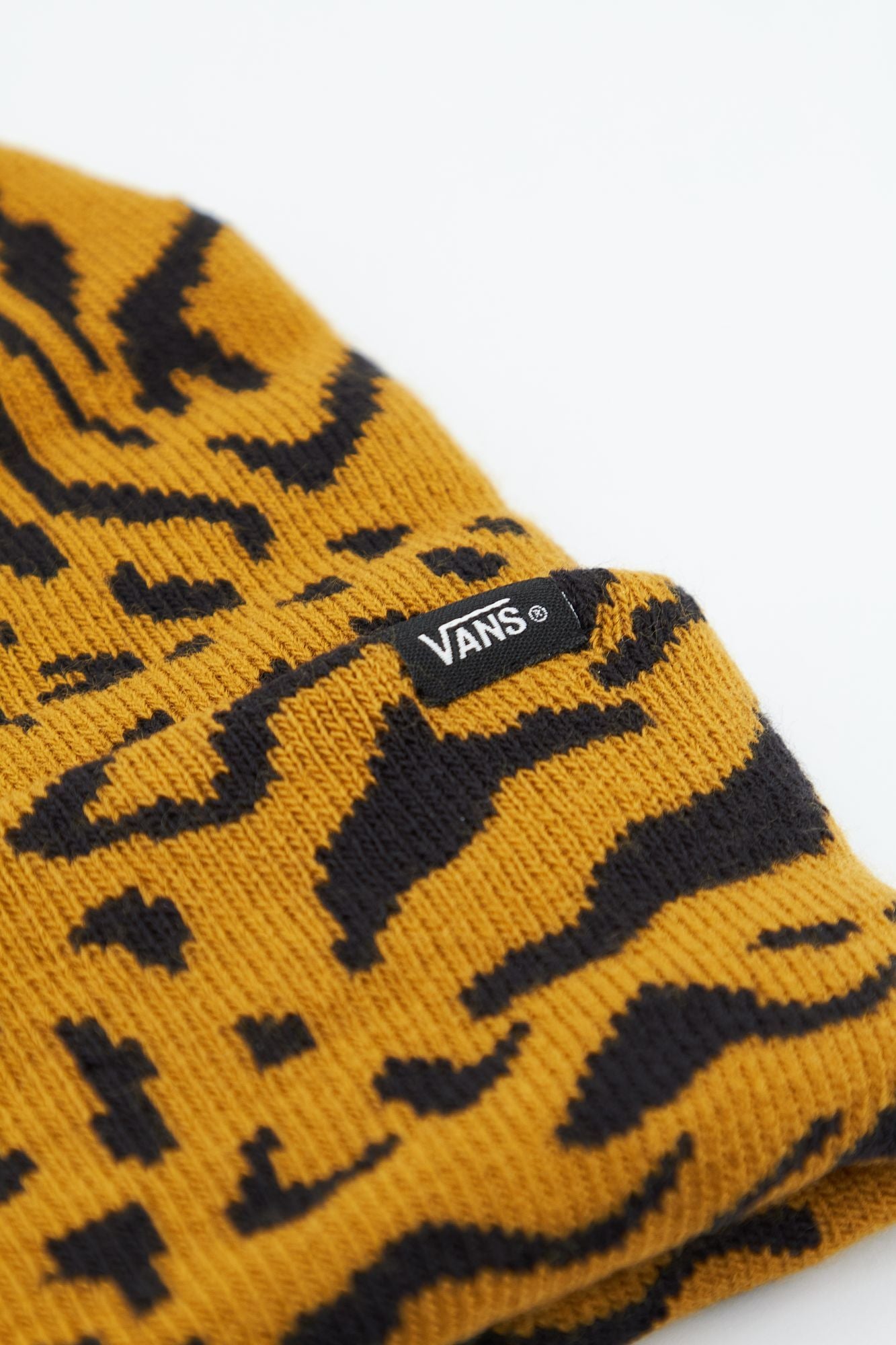 VANS BREAKIN OUT BEANIE en color ANIMAL PRINT (3)