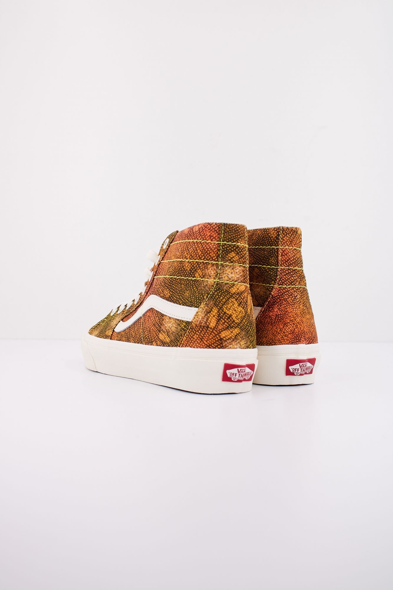 VANS SK8-HI en color NARANJA (4)