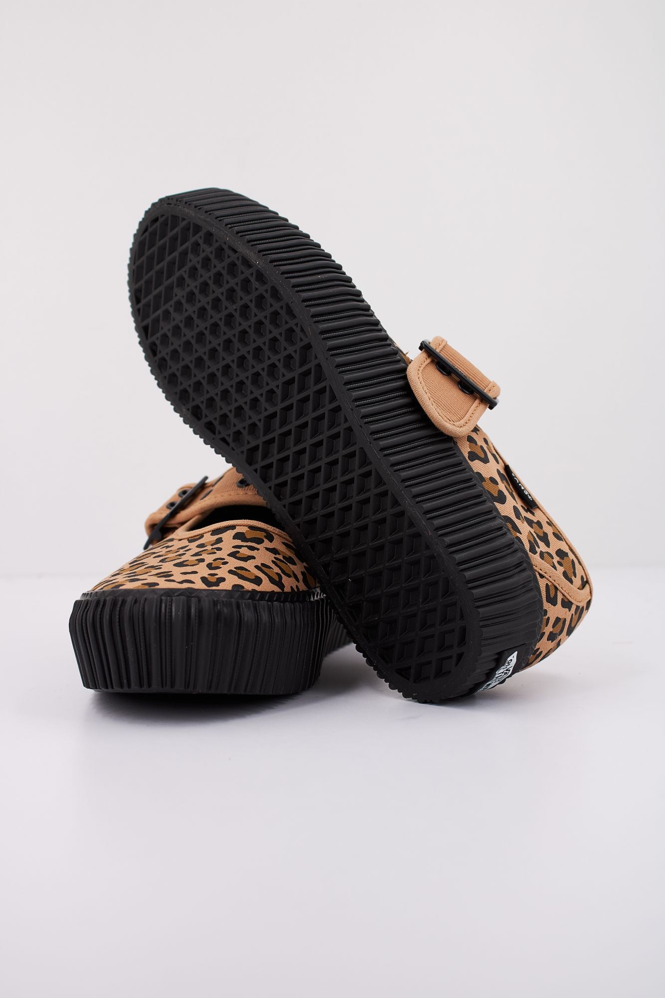 VANS MARY JANE CREEPER en color ANIMAL PRINT (5)