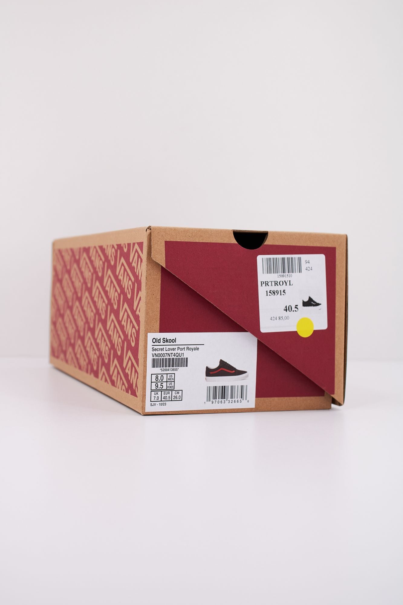 VANS UA OLD SKOOL en color BURDEOS (6)