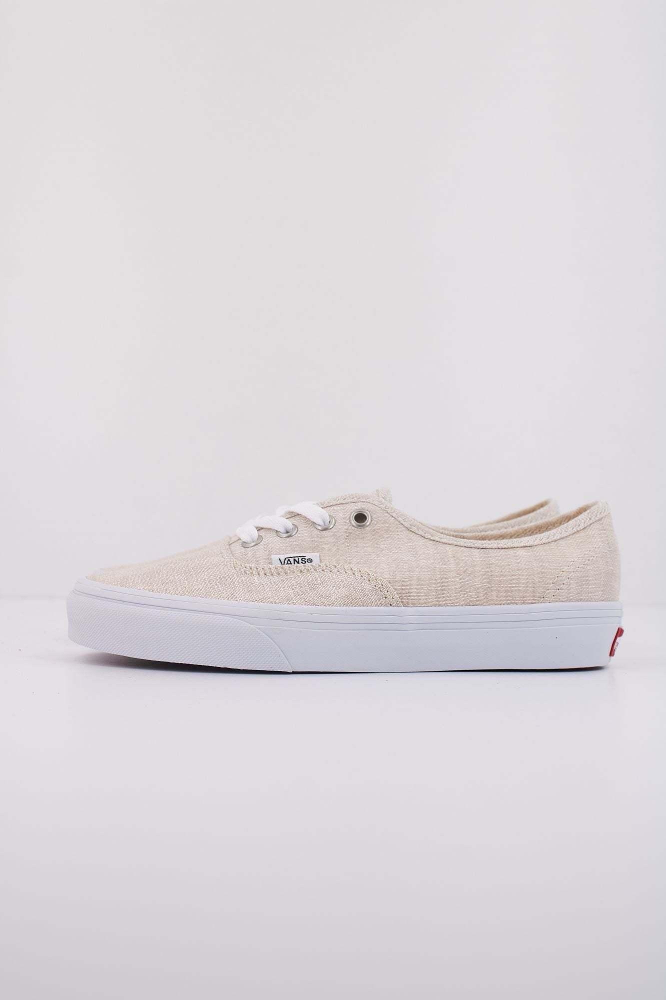 VANS AUTHENTIC en color BEIS (1)