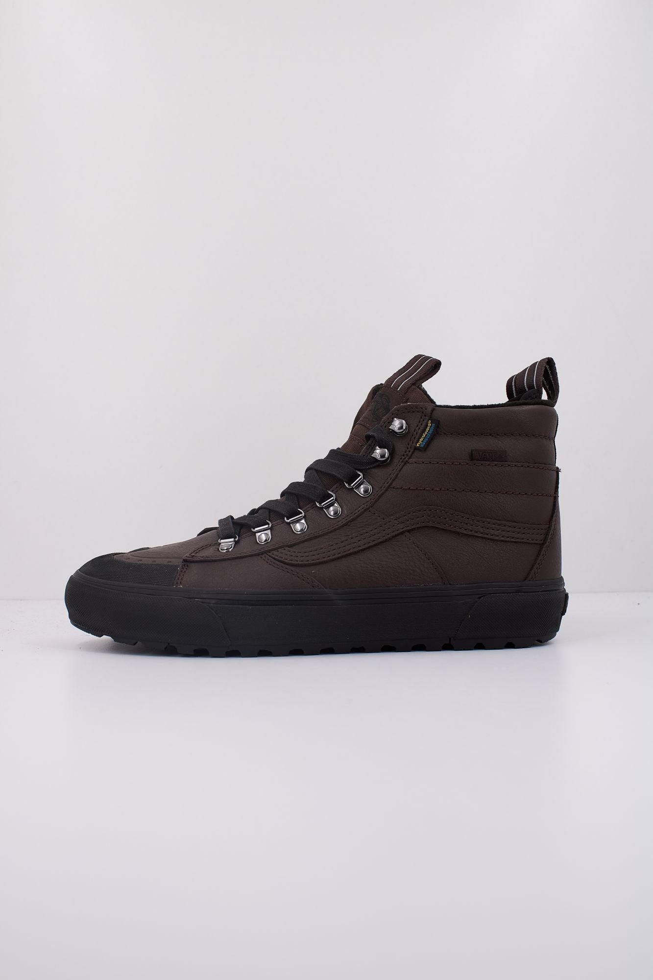 VANS MTE SK8-HI DR WATERPRO en color MARRON (1)