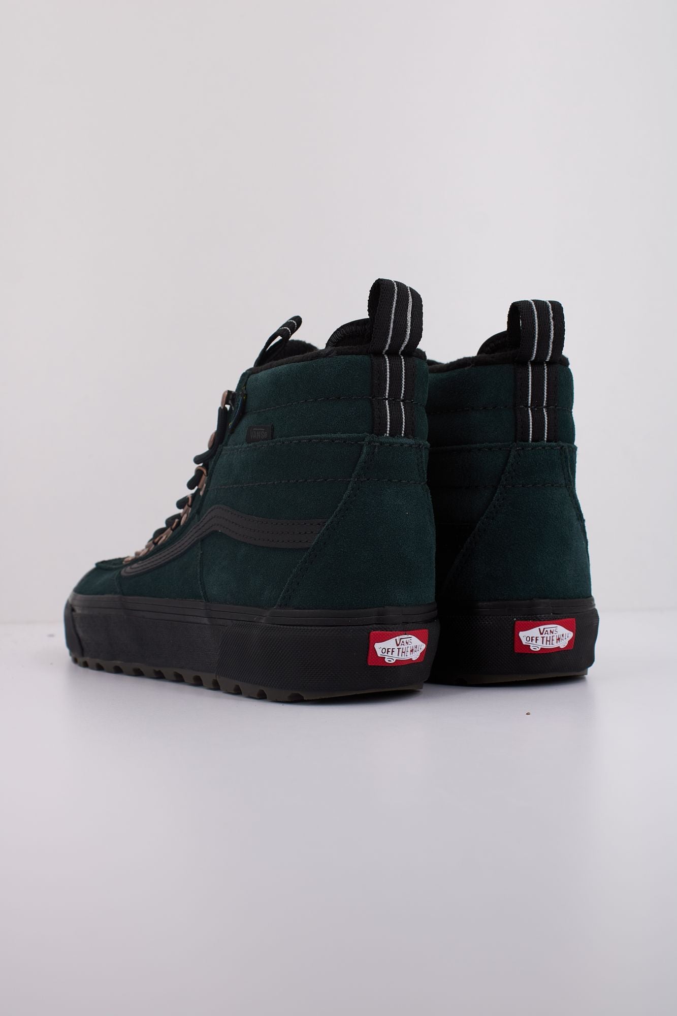 VANS MTE SK8-HI DR WATERPRO en color VERDE (4)