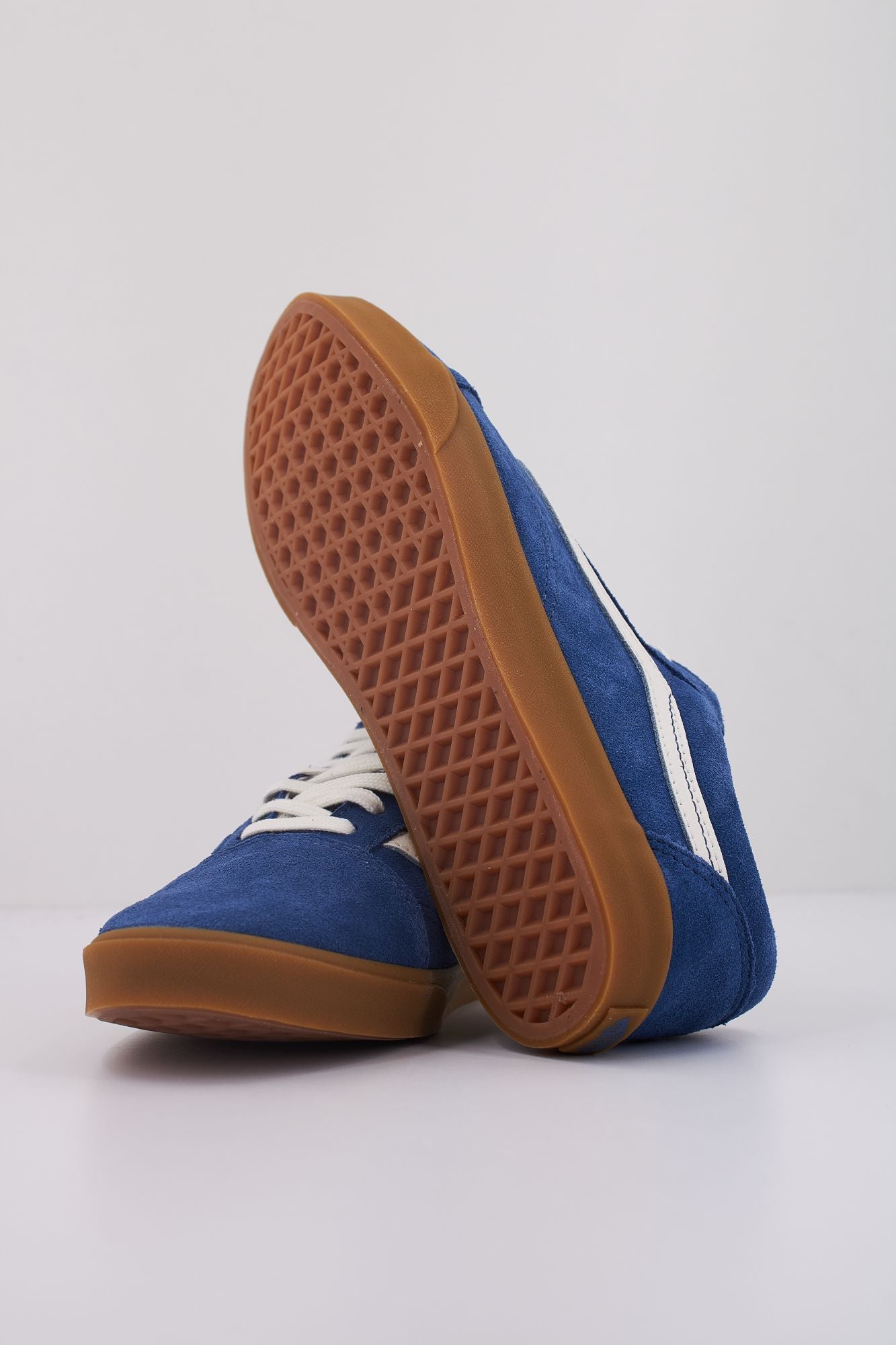 VANS OLD SKOOL LOWPRO en color AZUL (5)