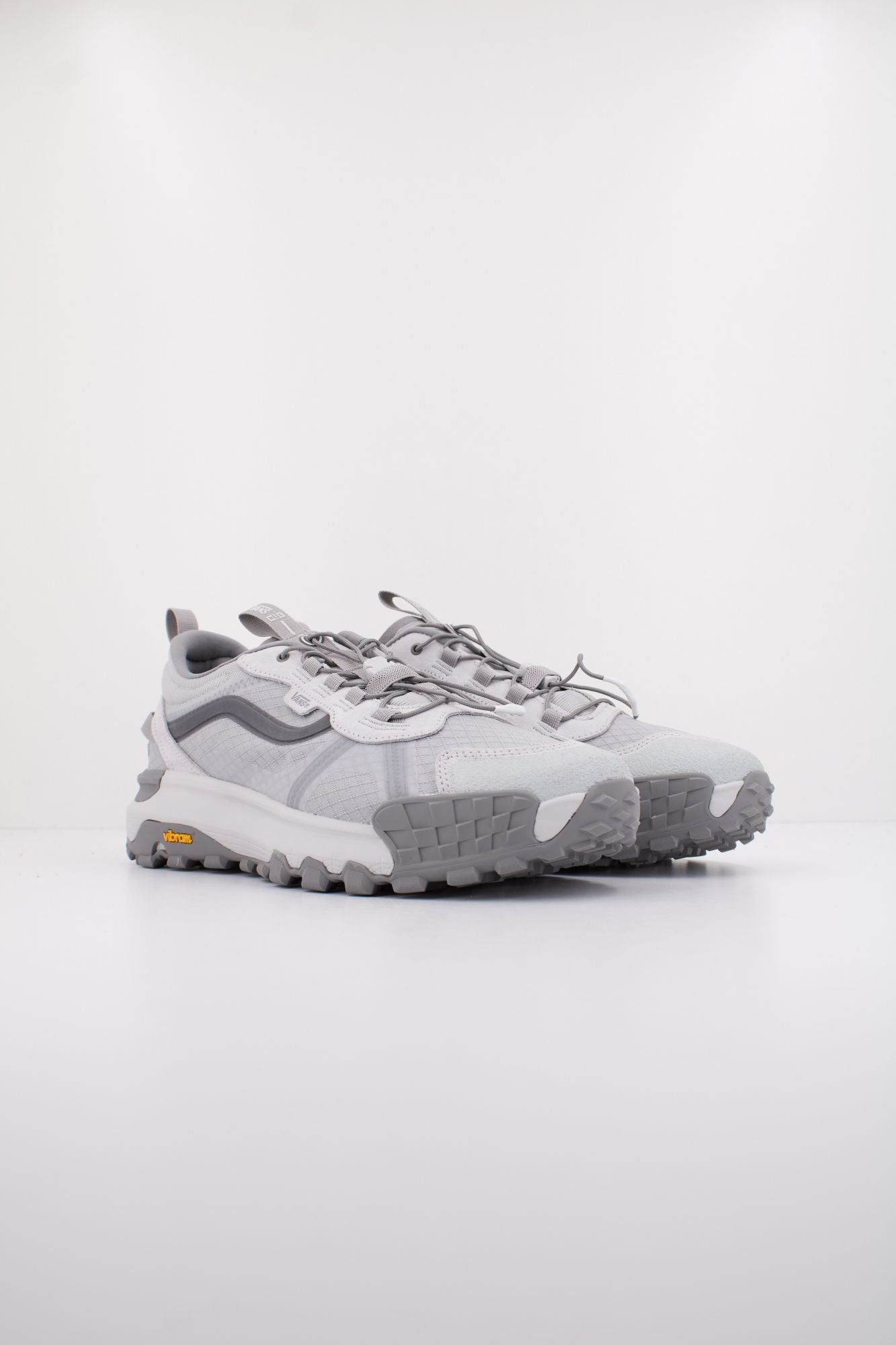 VANS MTE CROSSPATH XC en color GRIS (2)