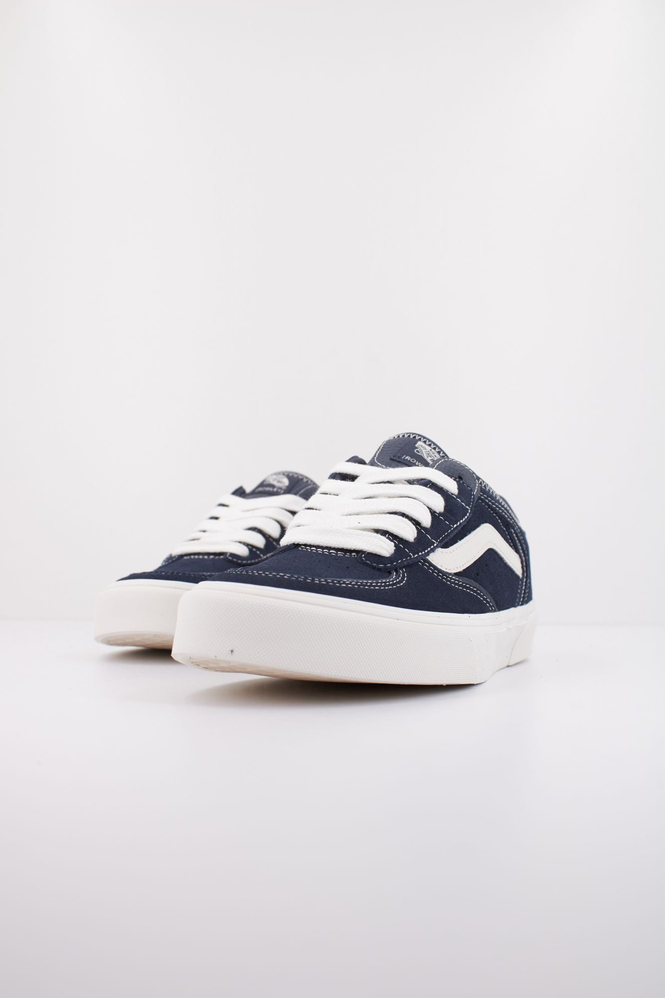 VANS ROWLEY CLASSIC en color AZUL (2)