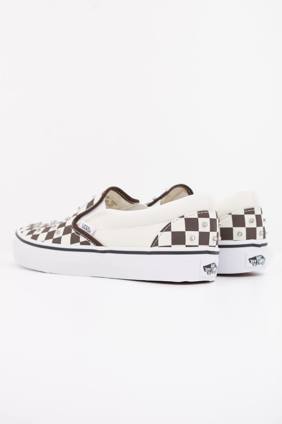 VANS CLASSIC SLIP O en color BEIS (4)