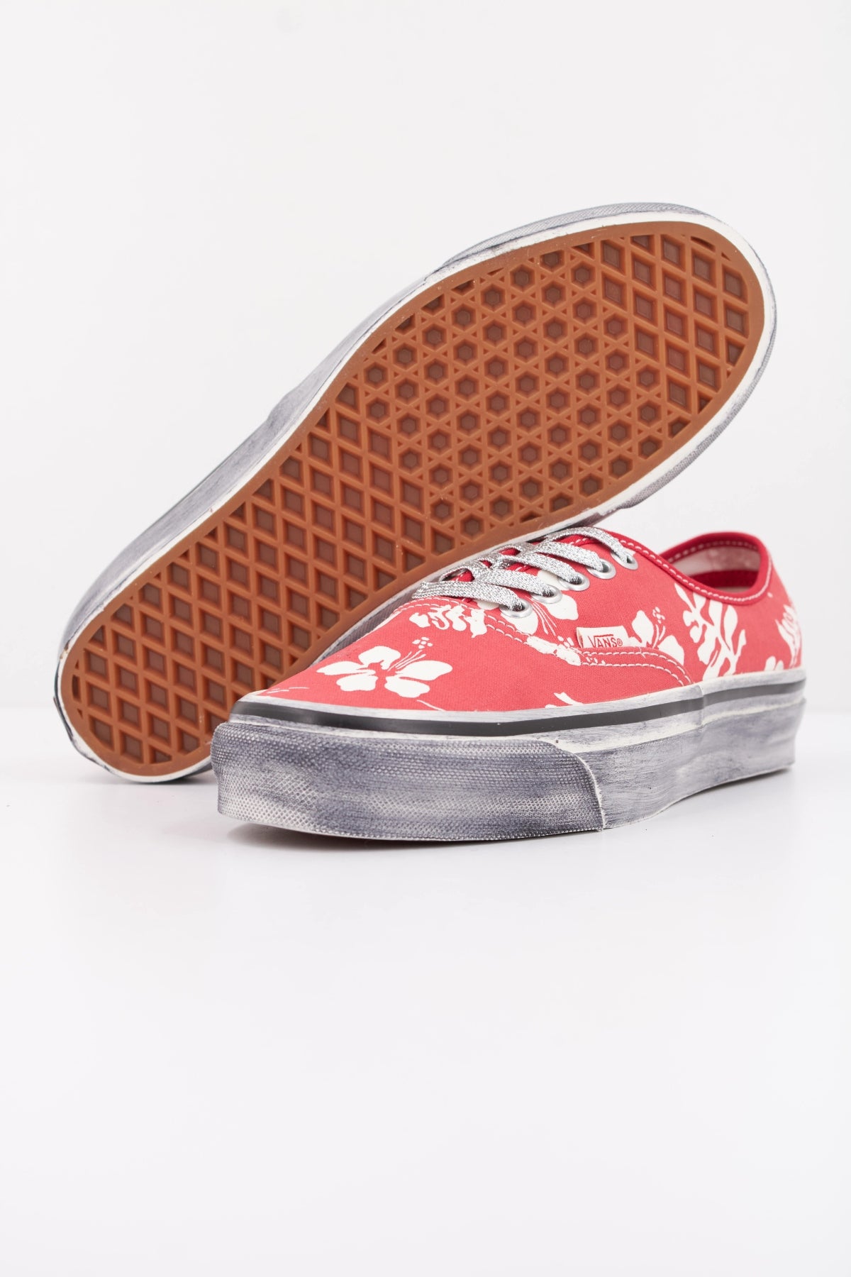 VANS LX AUTHENTIC en color ROJO (5)