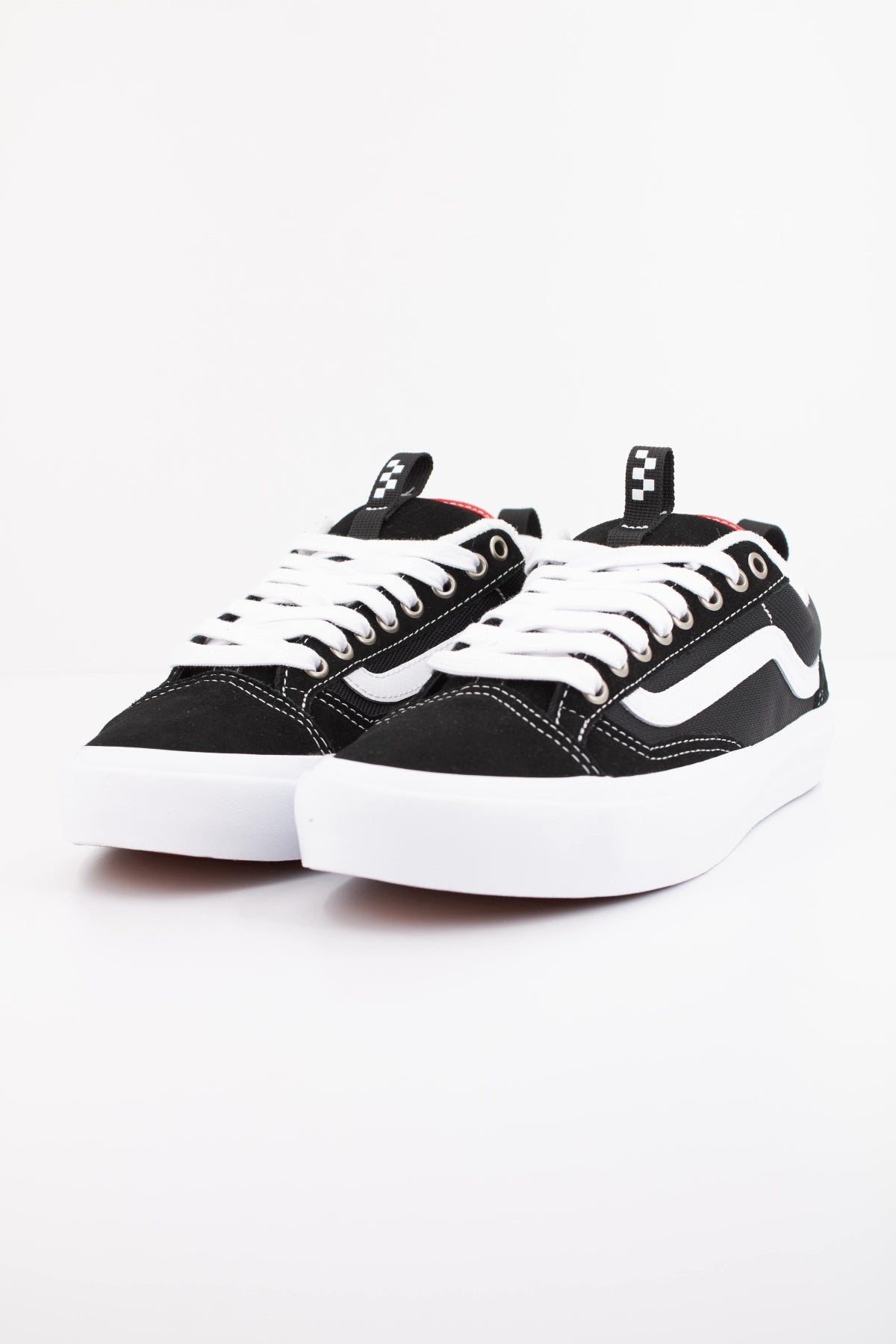 VANS SKATE OLD en color NEGRO (2)