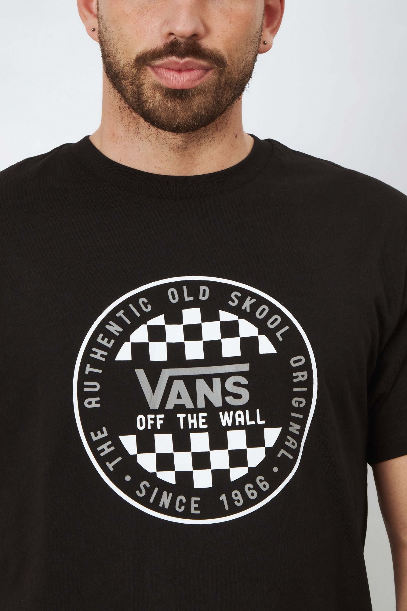 VANS OG CHECKER SS en color NEGRO (4)
