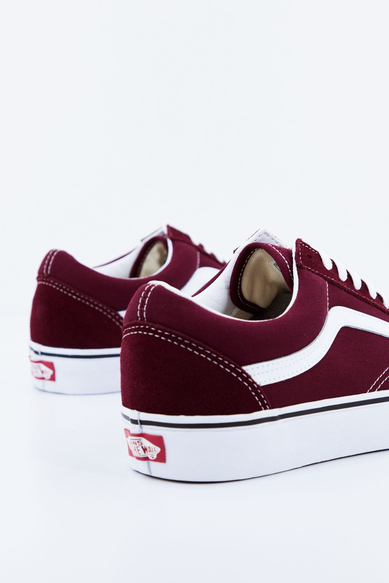 VANS VN0A38G15U71 en color BURDEOS (3)
