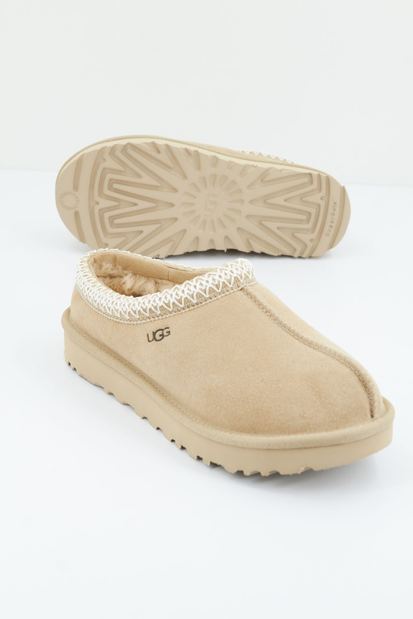 UGG W TASMAN en color MARRON CLARO (2)