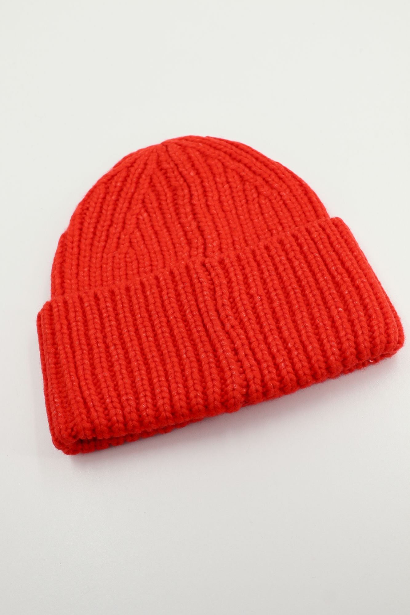 UGG CHUNKY RIB KNIT SCARF en color ROJO (3)
