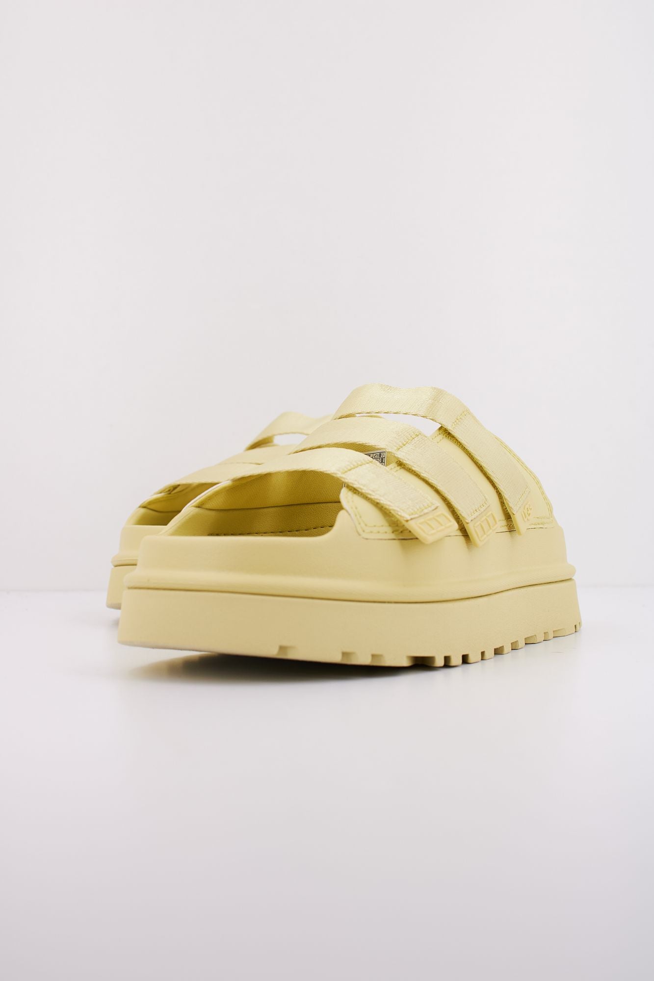 UGG W GOLDEN GLOW SLIDE en color AMARILLO (2)