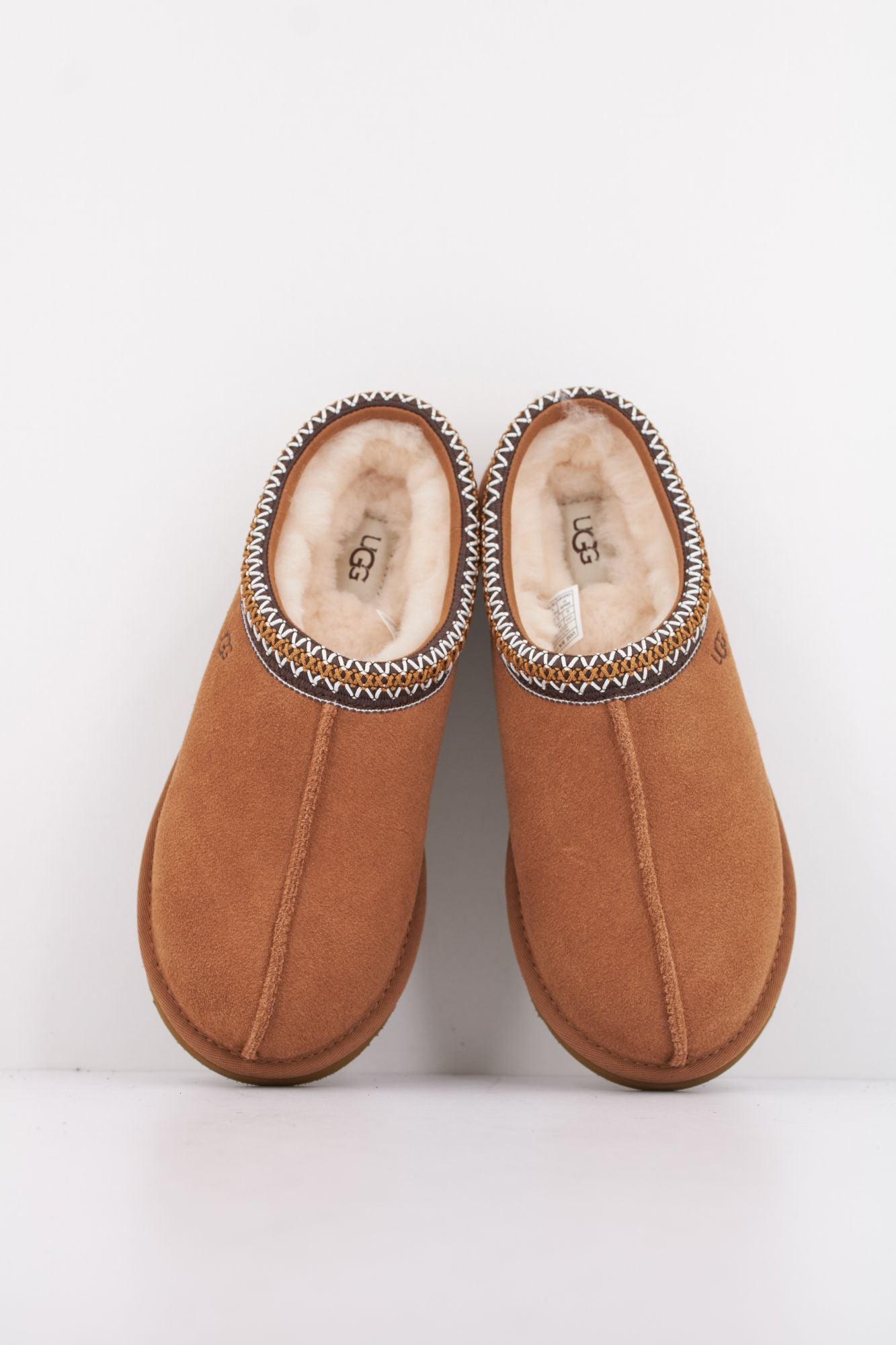 UGG W TASMAN II en color MARRON (3)