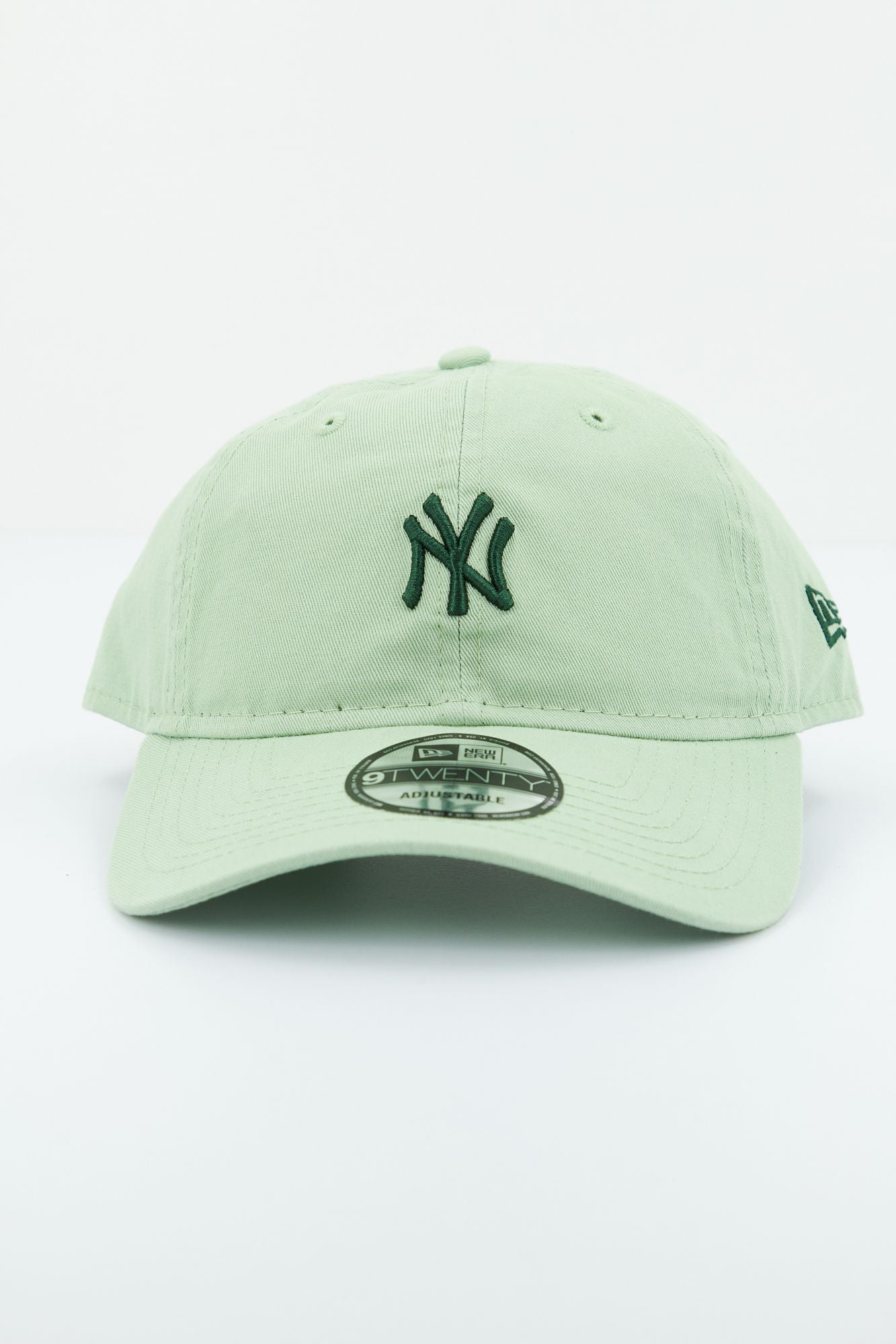 NEW ERA MINI LOGO 9TWENTY NEYYAN en color VERDE (1)
