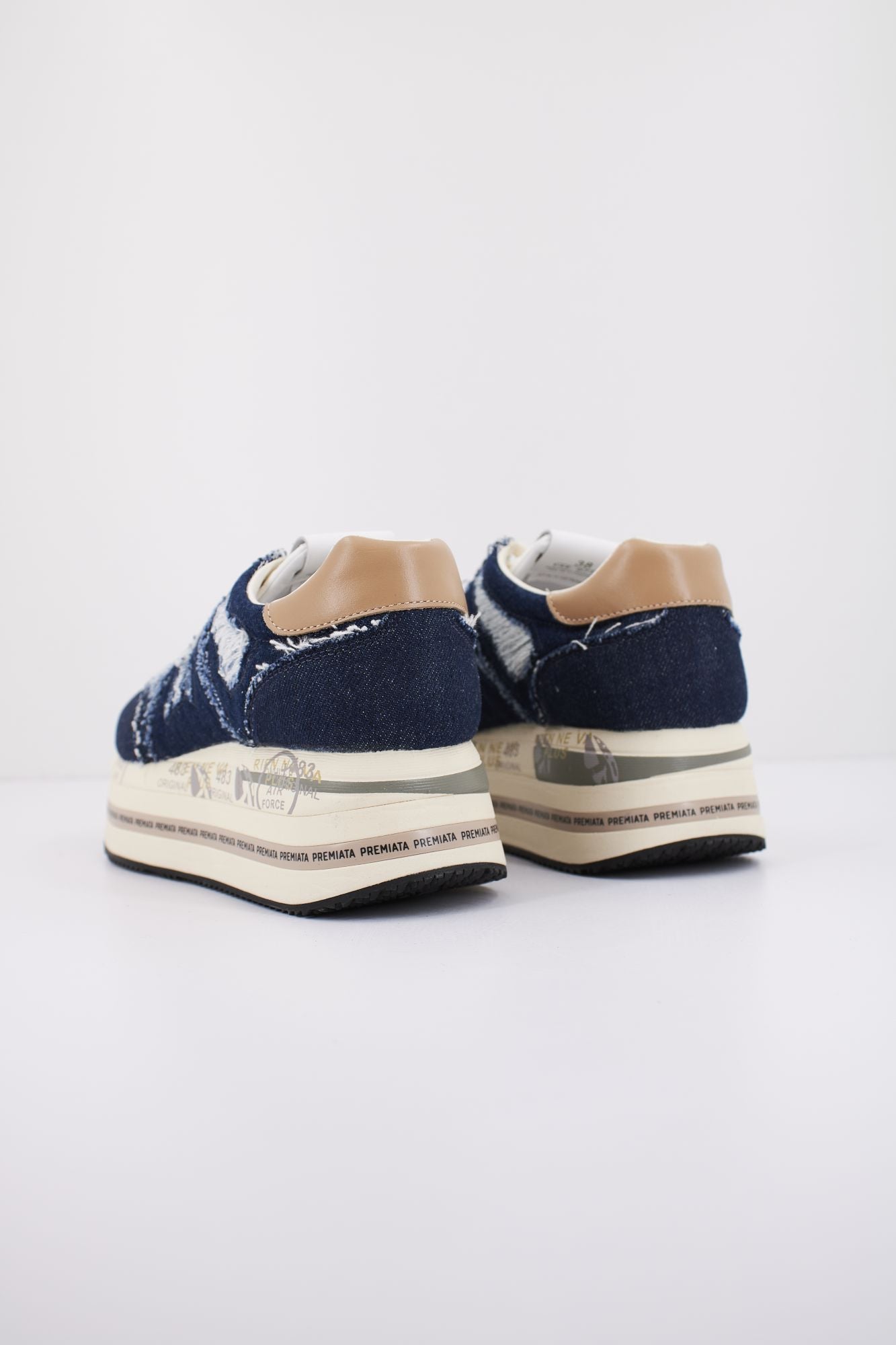 PREMIATA BETH en color AZUL (3)